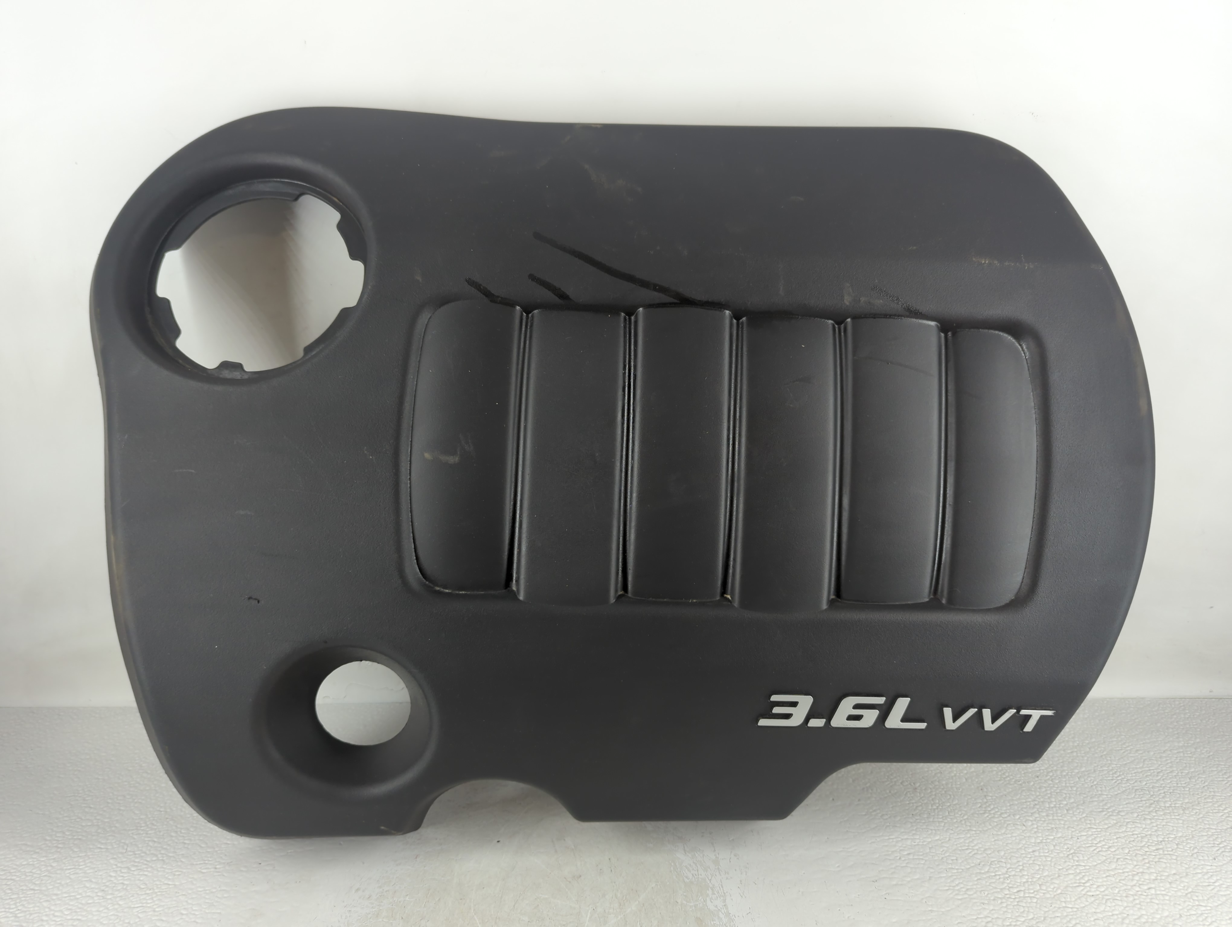 Picture of 2015 Dodge Journey Engine Cover 700098