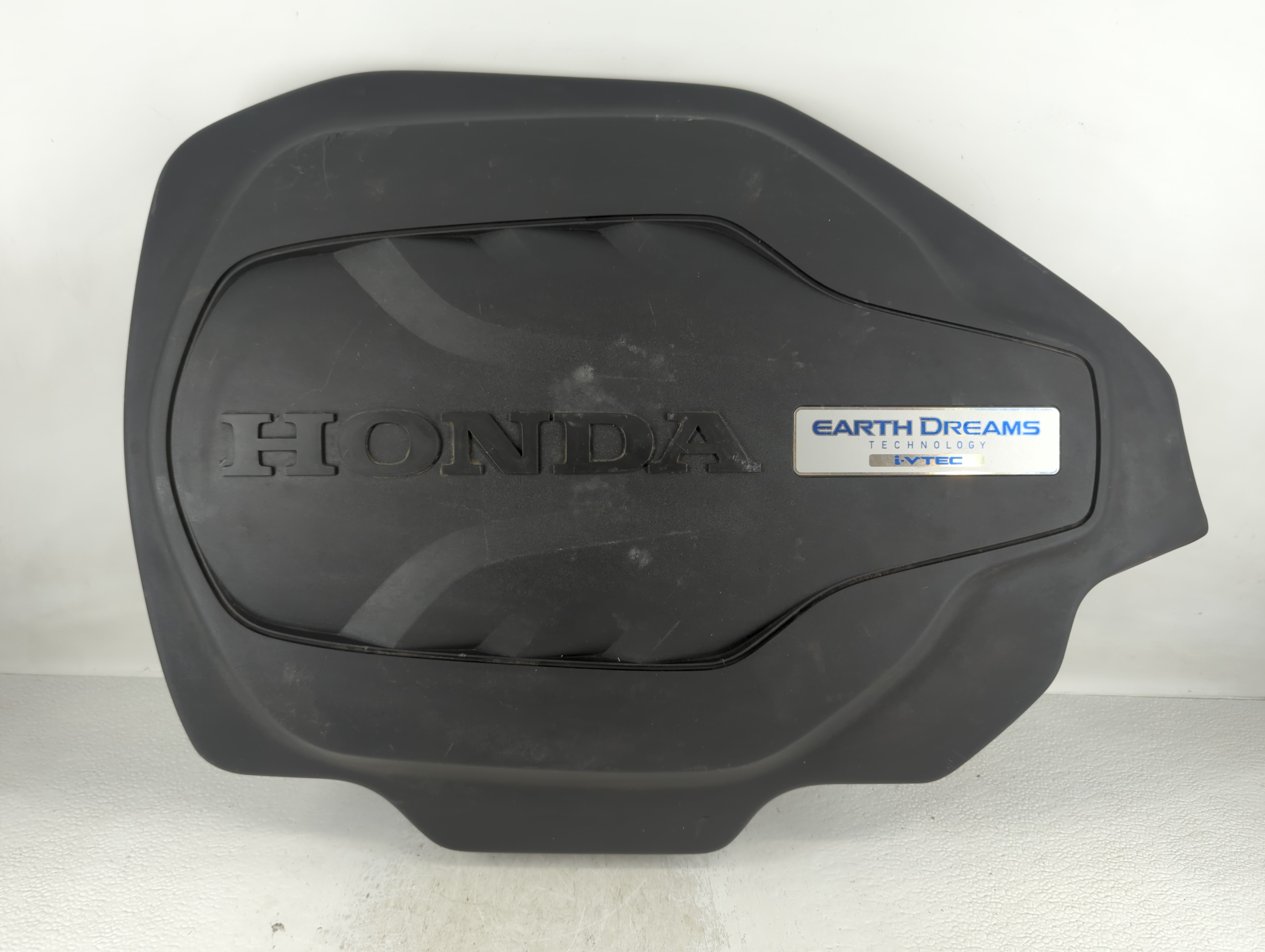 Picture of 2017 Honda Pilot Engine Cover 700105