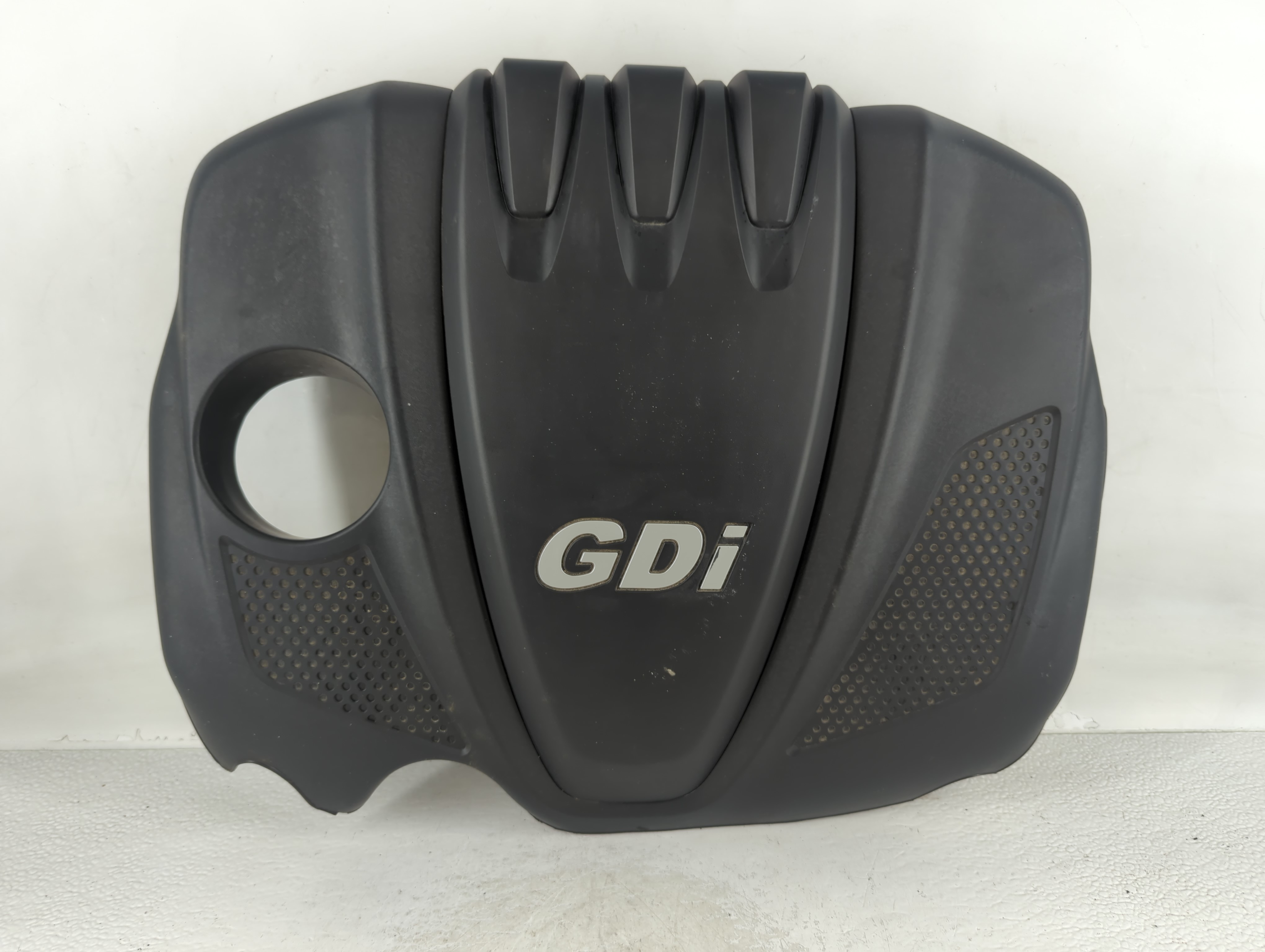 2015 Hyundai Santa Fe Engine Cover 700126 - Oemusedautoparts1.com