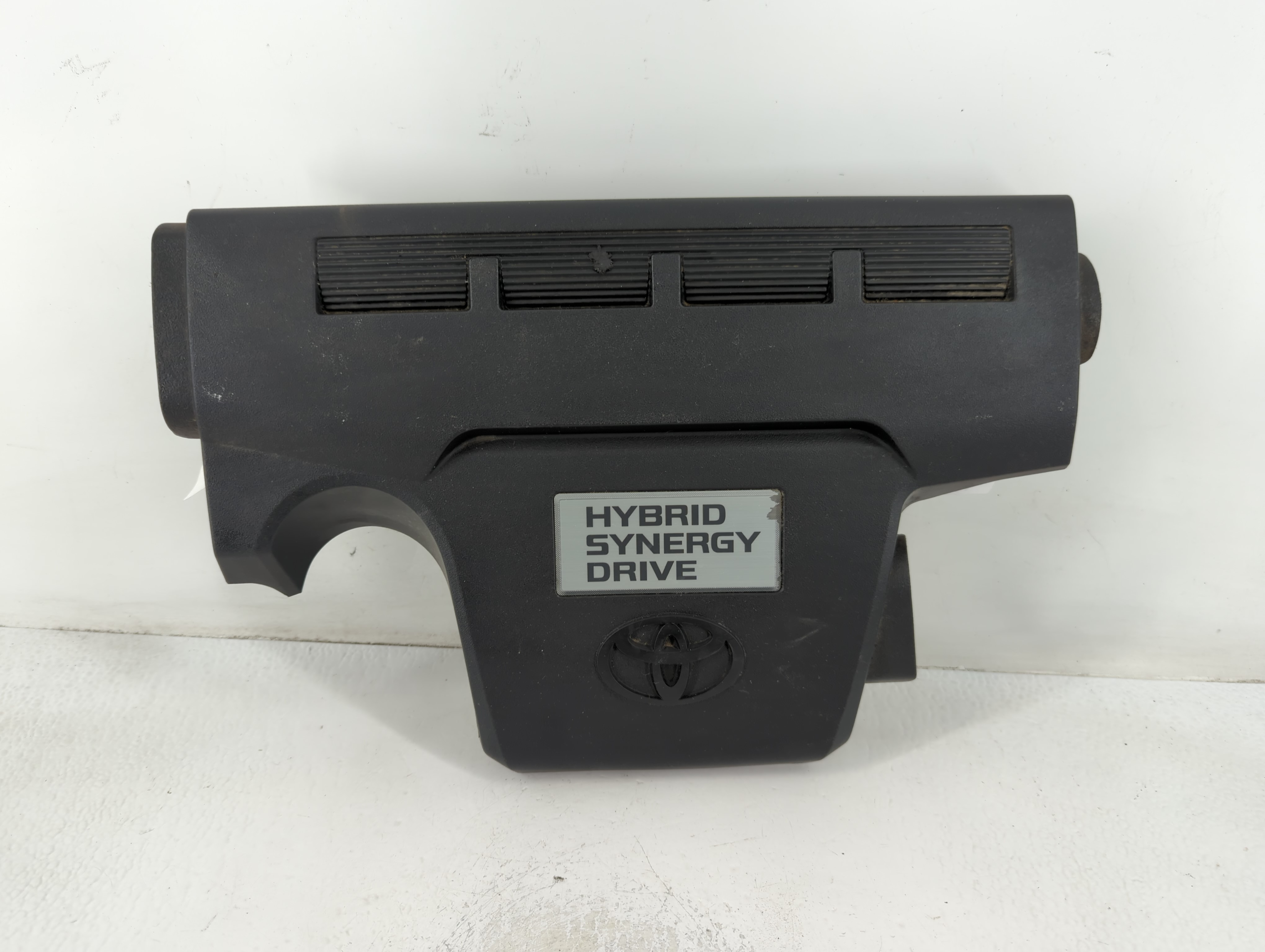 Picture of 2018 Toyota Rav4 Engine Cover 700129