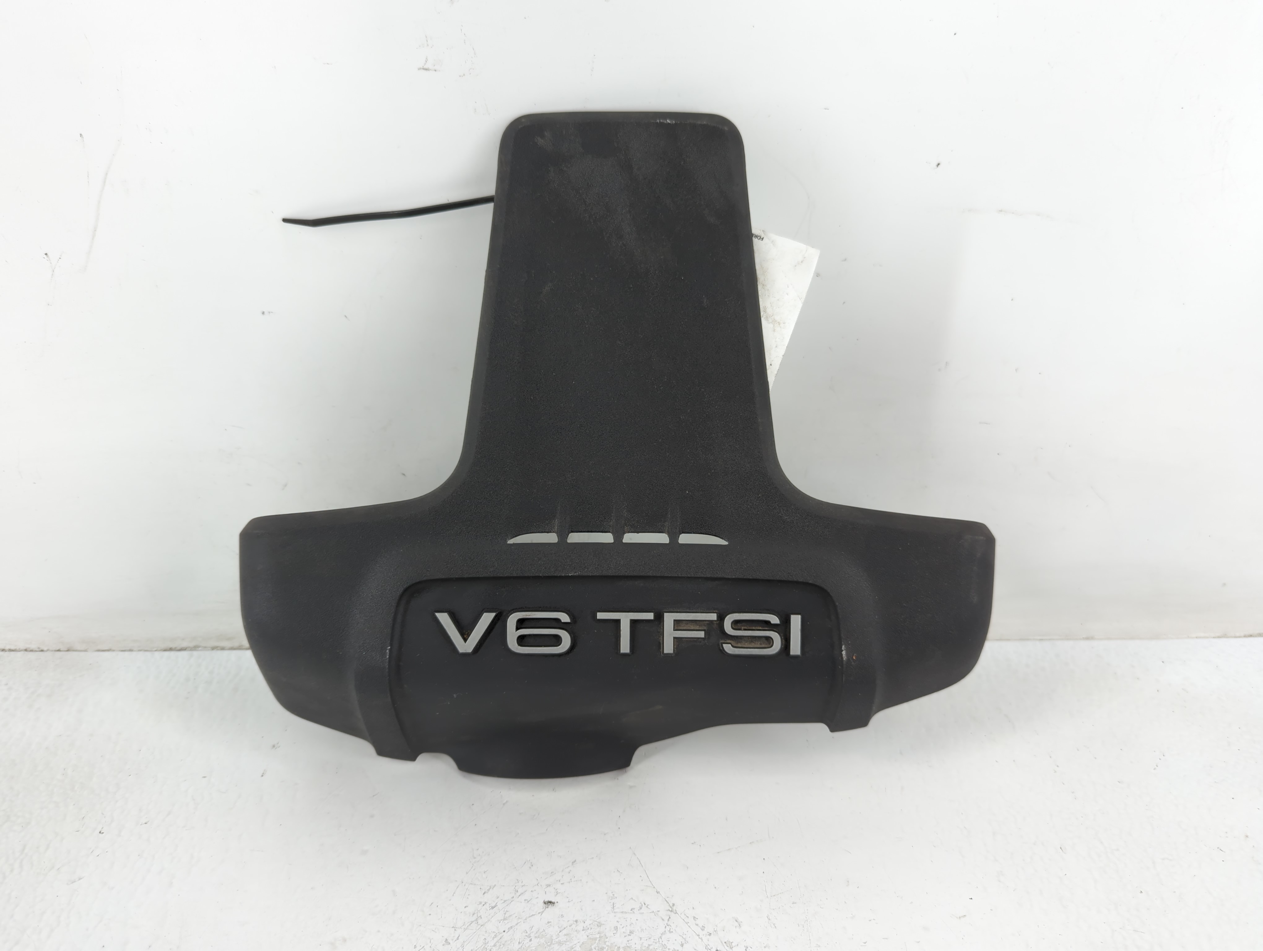 2013 Audi Q7 Engine Cover 700132 - Oemusedautoparts1.com