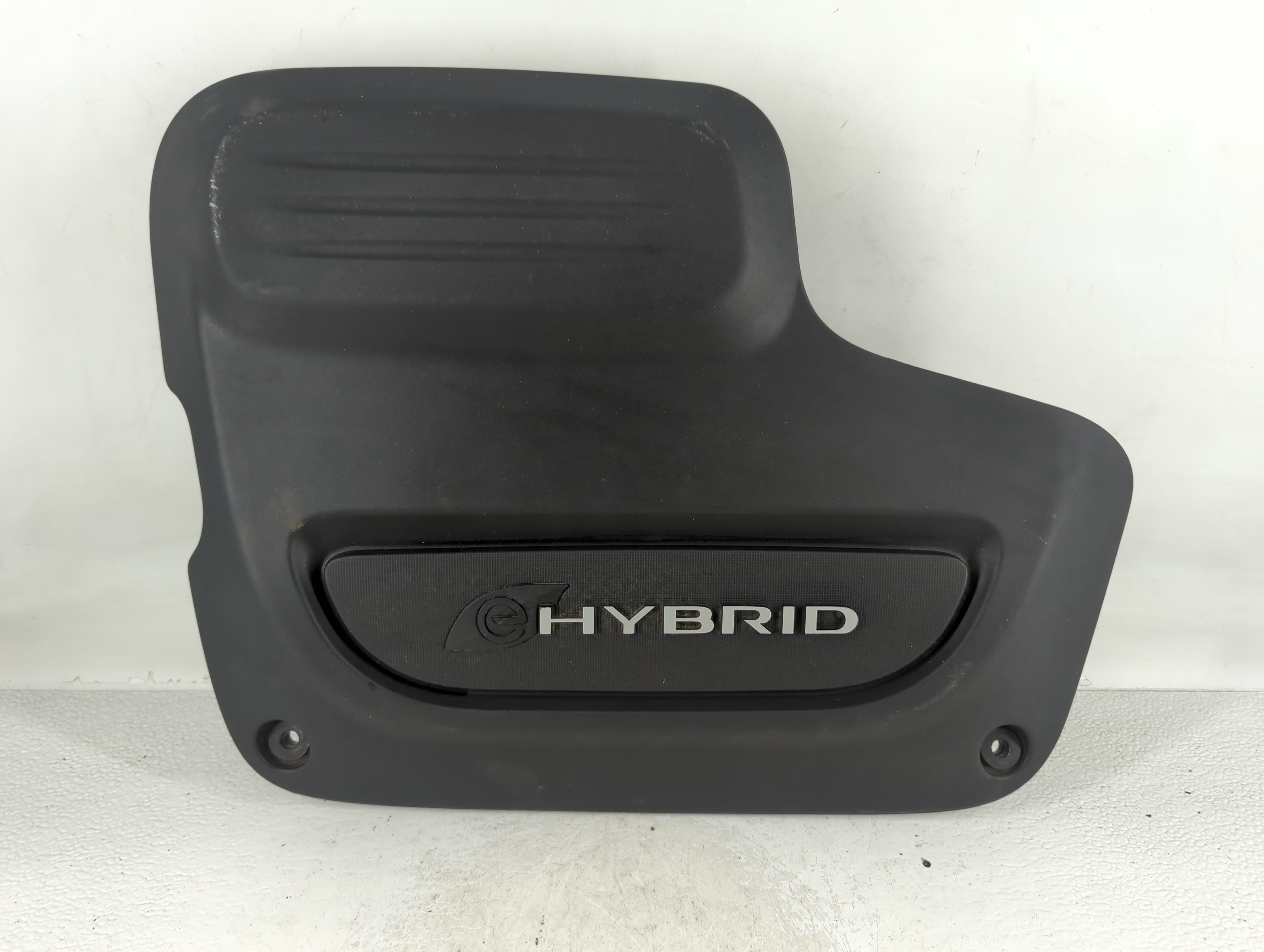 2018 Chrysler Pacifica Engine Cover 700187 - Oemusedautoparts1.com