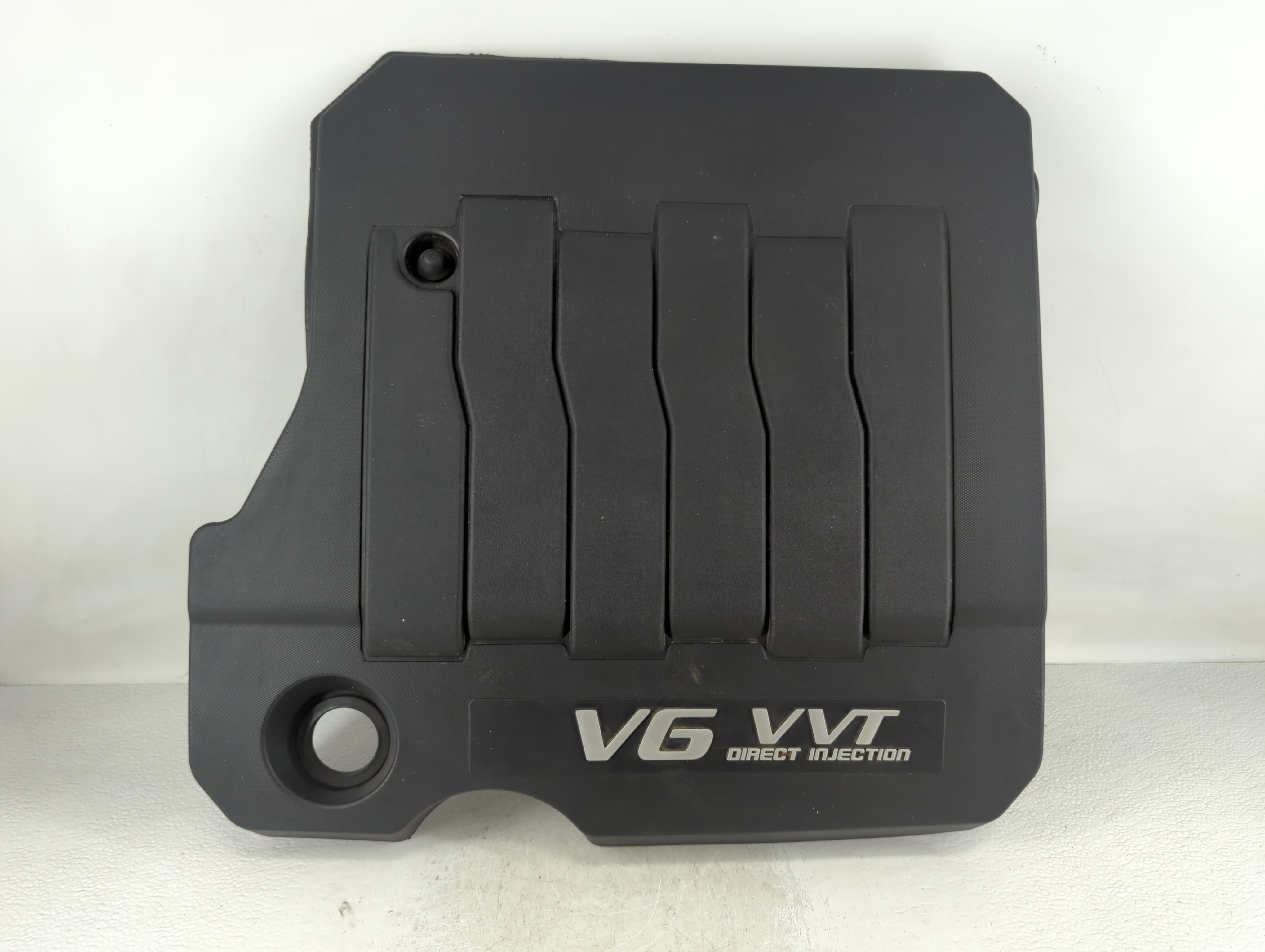 Picture of 2014 Buick Lacrosse Engine Cover 700210