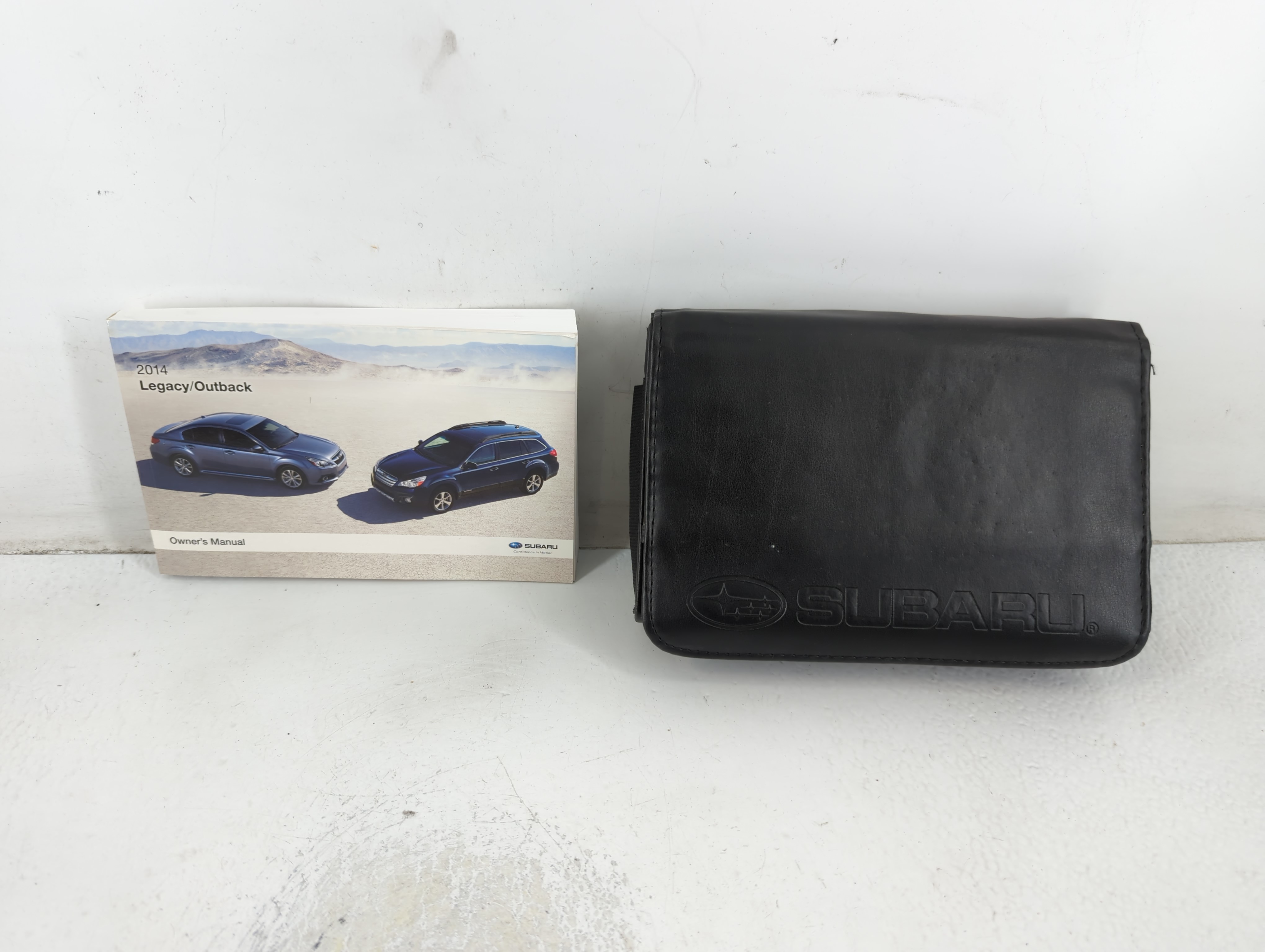 Picture of 2014 Subaru Legacy Owners Manual Book Guide 700421