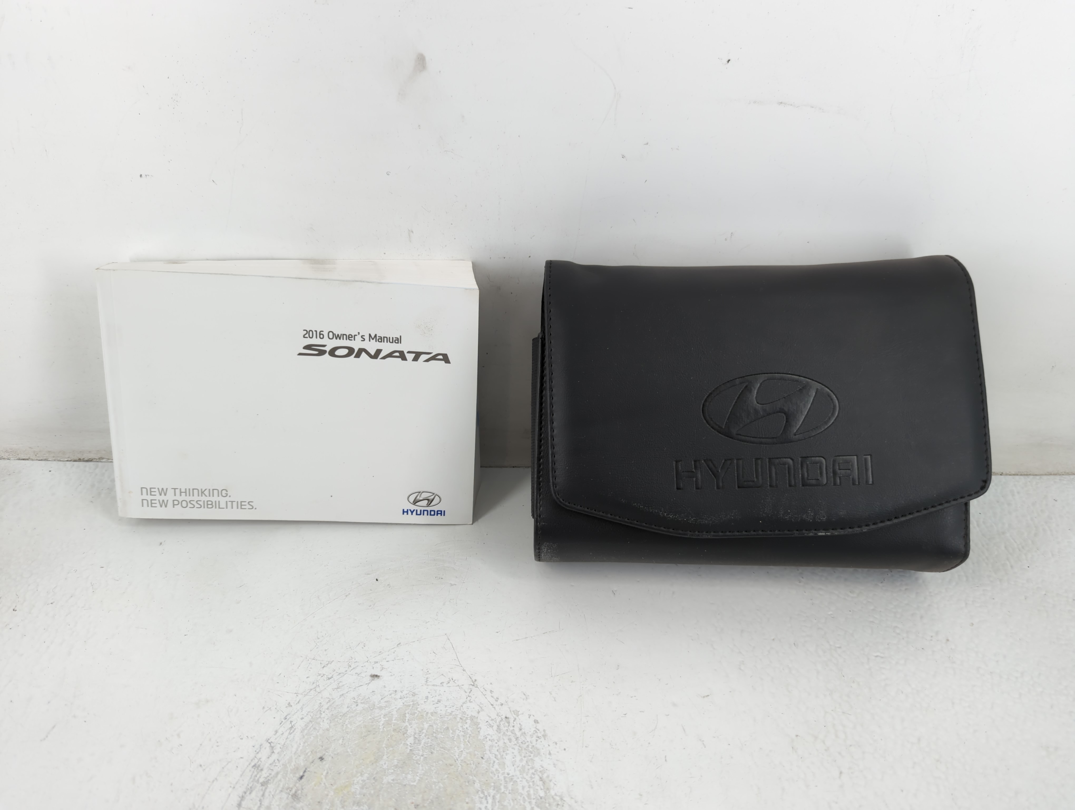 2016 Hyundai Sonata Owners Manual Book Guide 700429 - Oemusedautoparts1.com