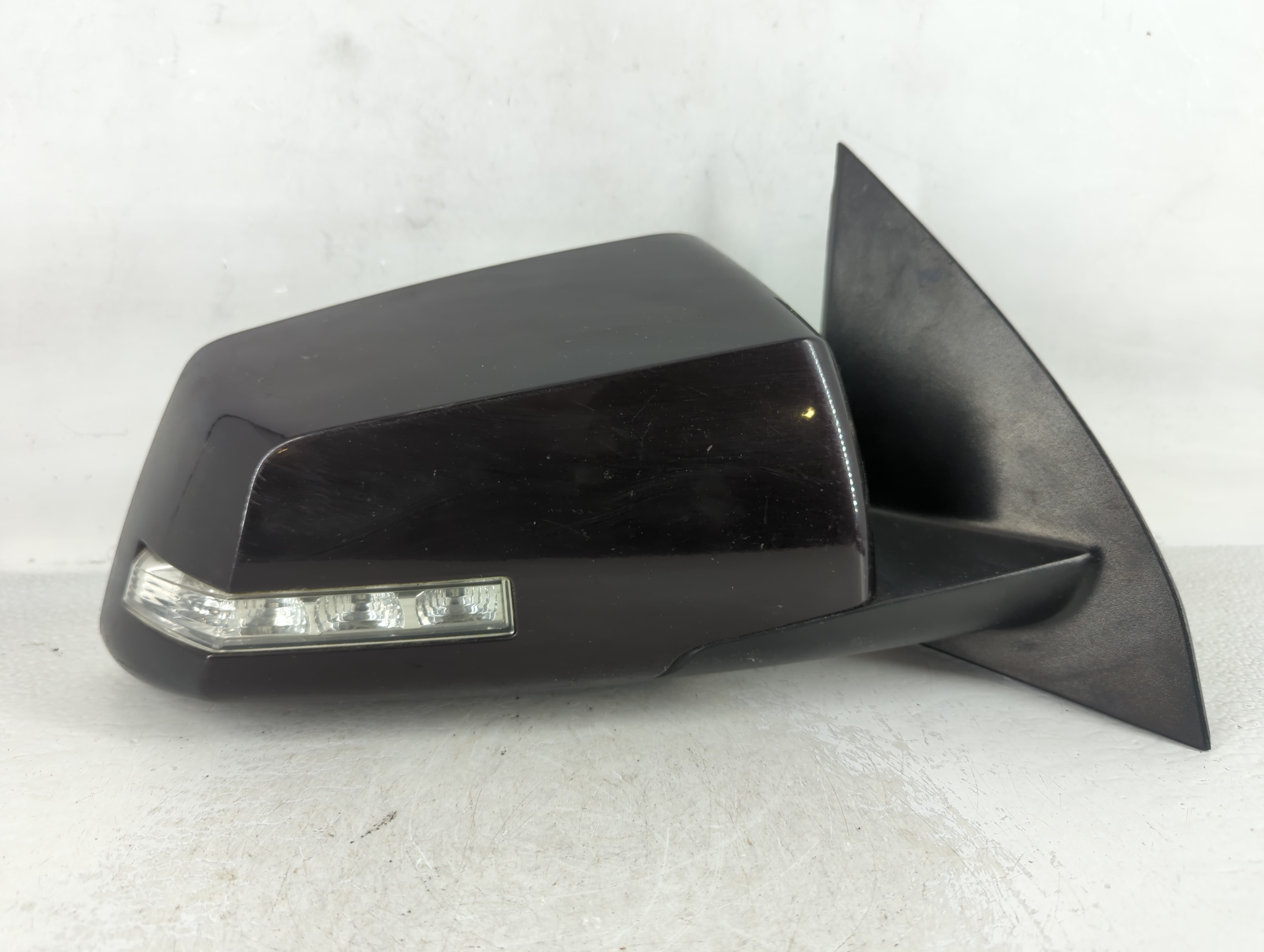 Saturn Outlook Passenger Right Side View Power Door Mirror Purple 700776 - Oemusedautoparts1.com