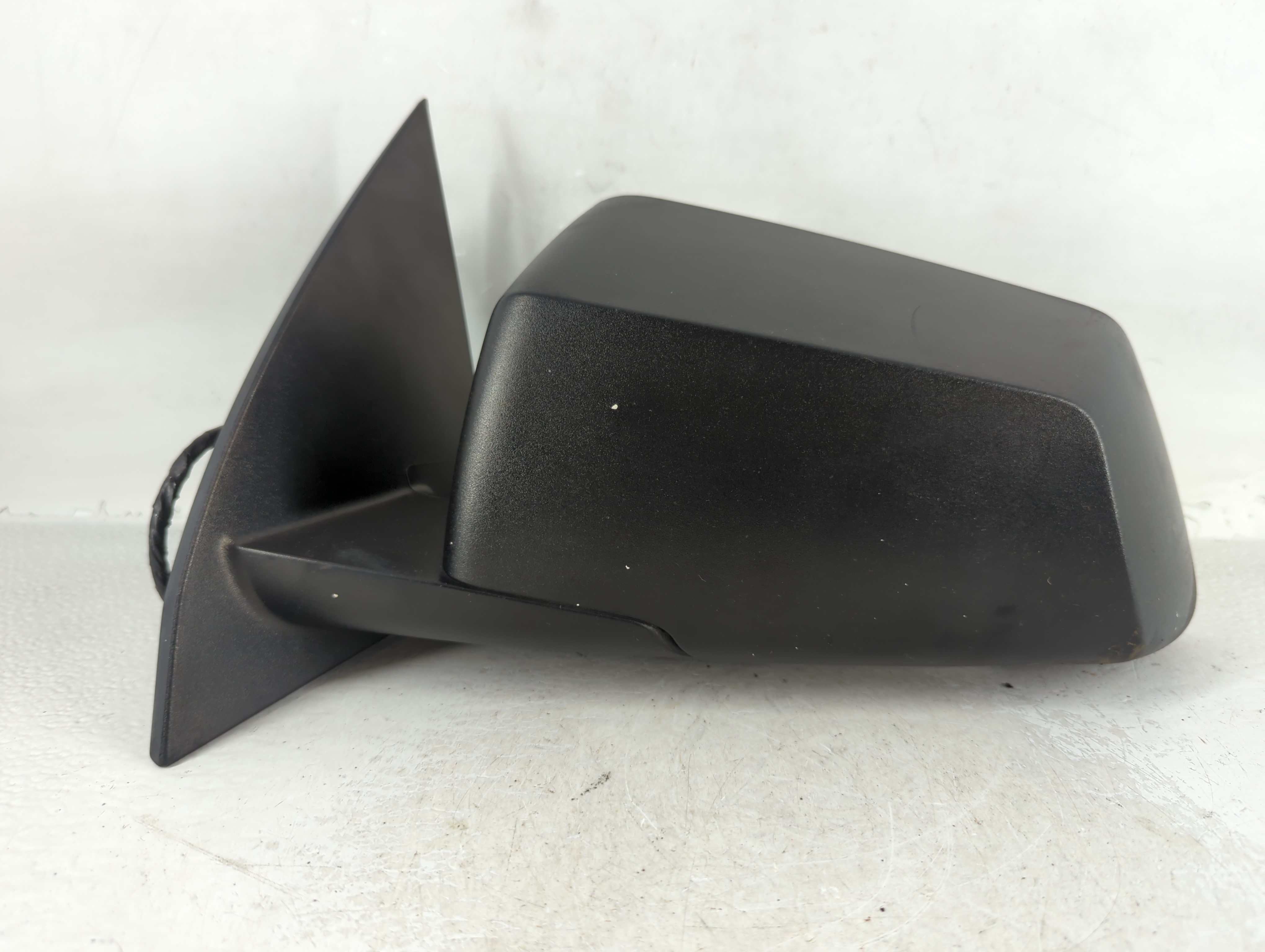 Saturn Outlook Driver Left Side View Power Door Mirror Black 700799 - Oemusedautoparts1.com