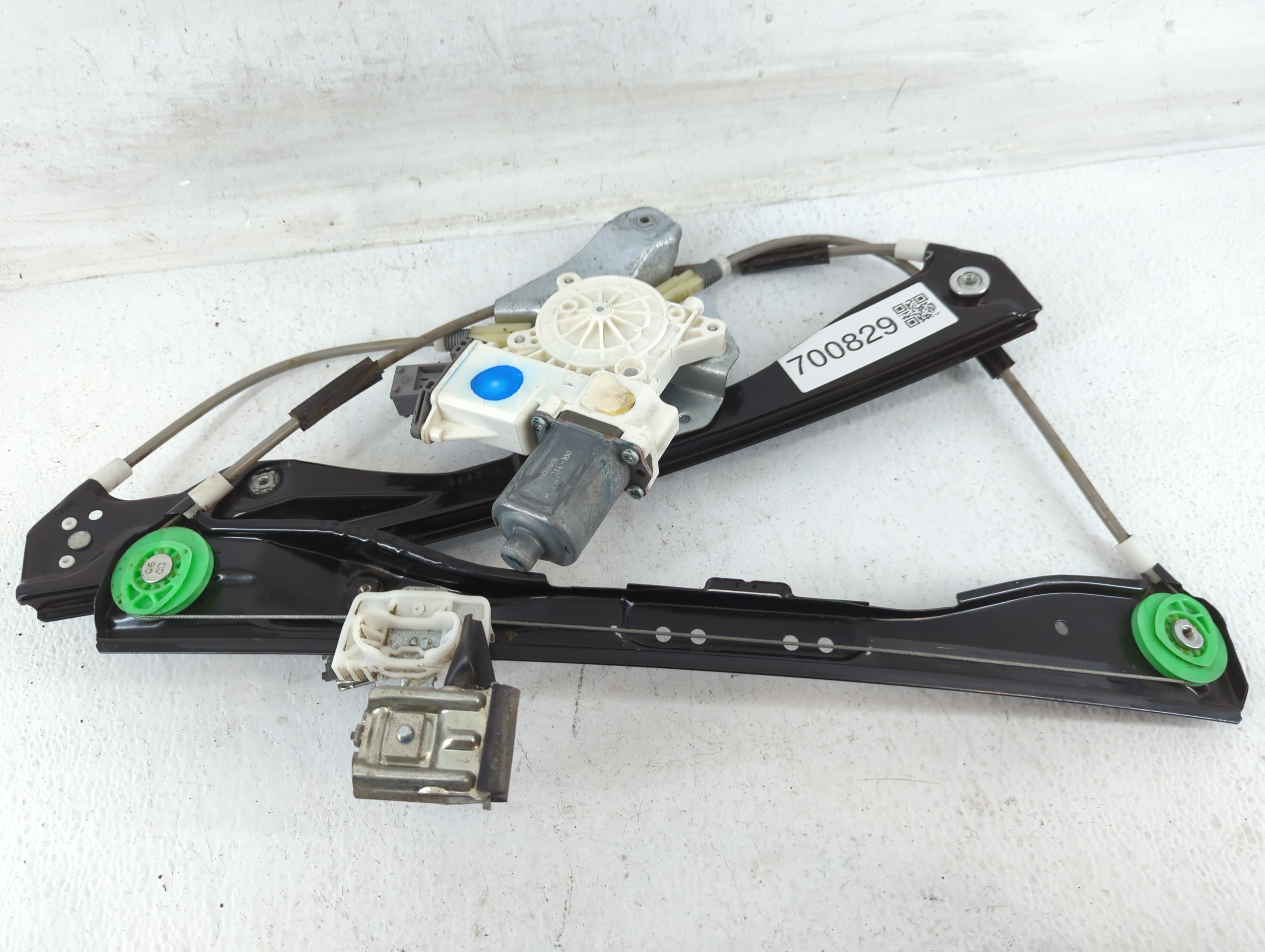 2008-2012 Chevrolet Malibu Driver Left Front Window Regulator 700829 - Oemusedautoparts1.com