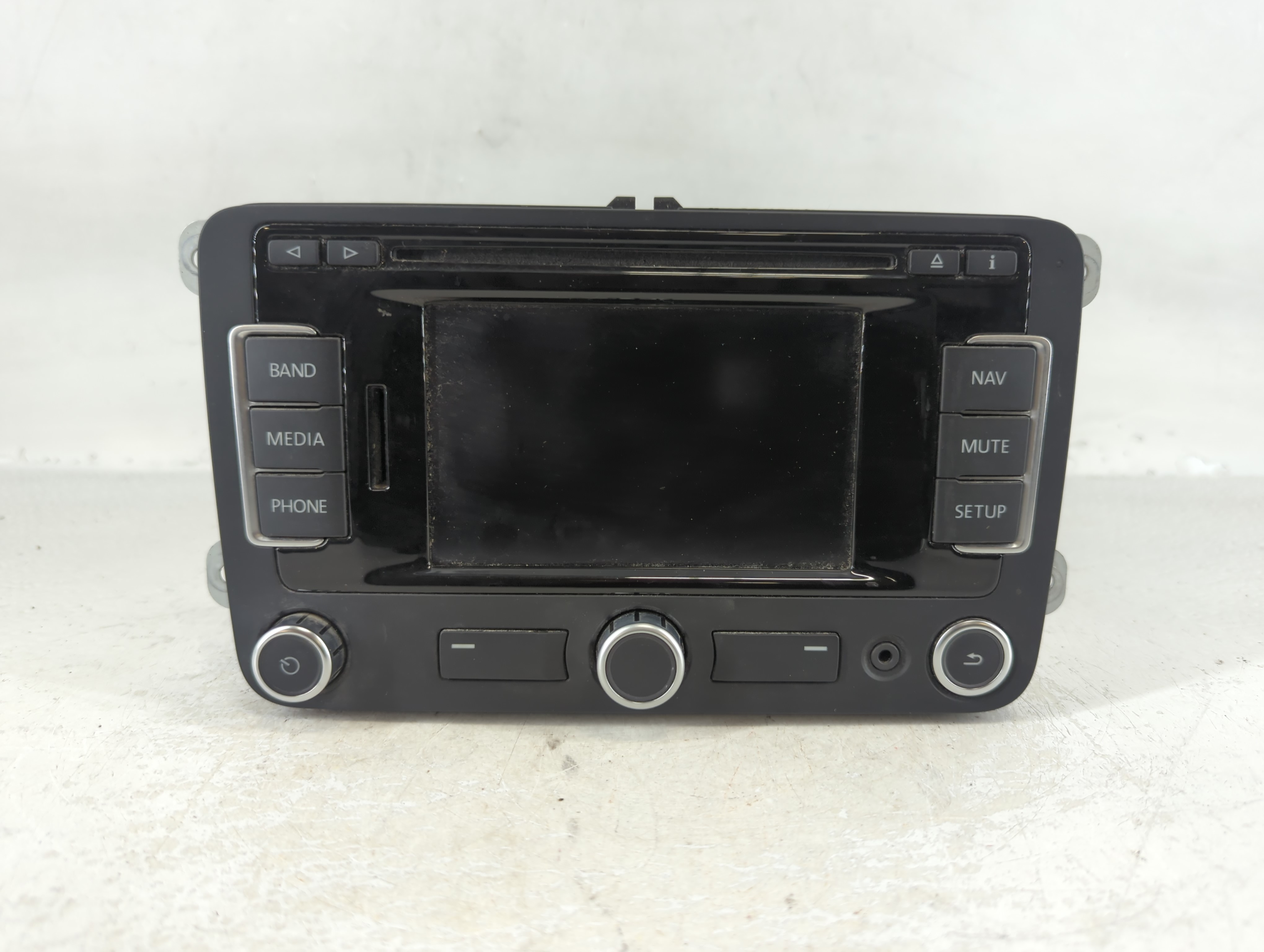 Volkswagen Jetta Am Fm Cd Player Radio Receiver 700990 - Oemusedautoparts1.com