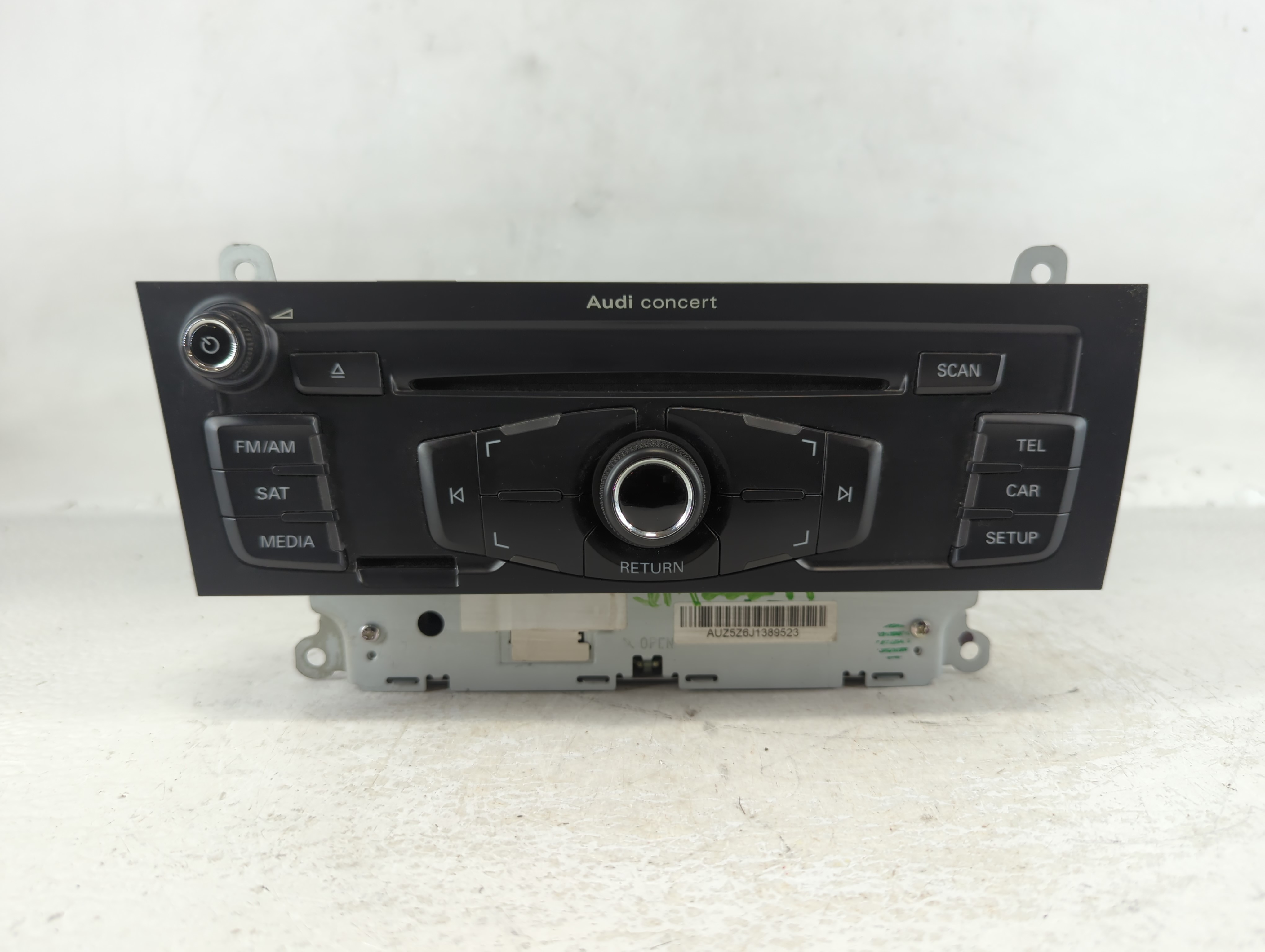 Picture of 2010-2012 Audi A4 Am Fm Cd Player Radio Receiver 701032