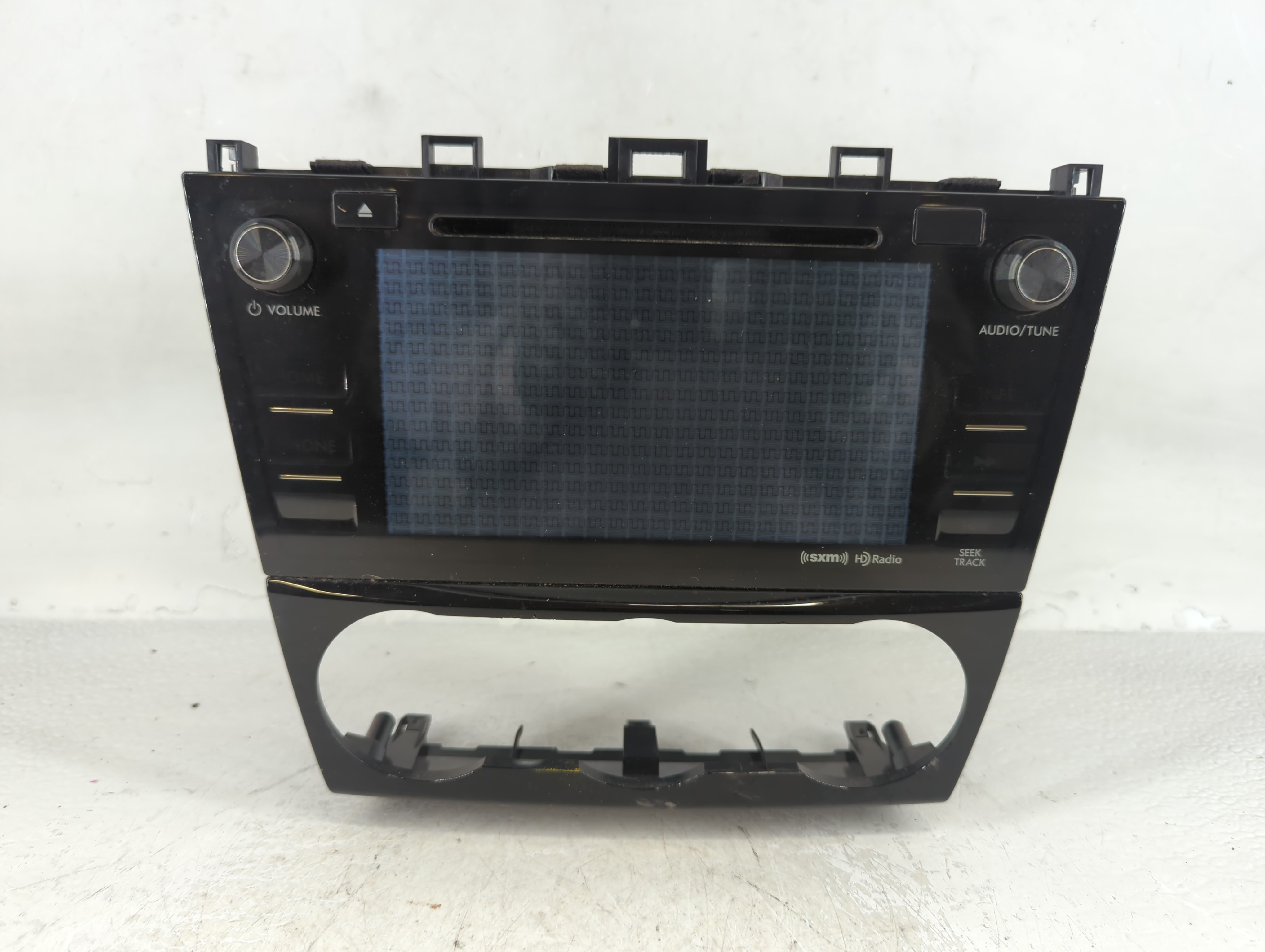 Picture of 2016 Subaru Forester Am Fm Cd Player Radio Receiver 701033