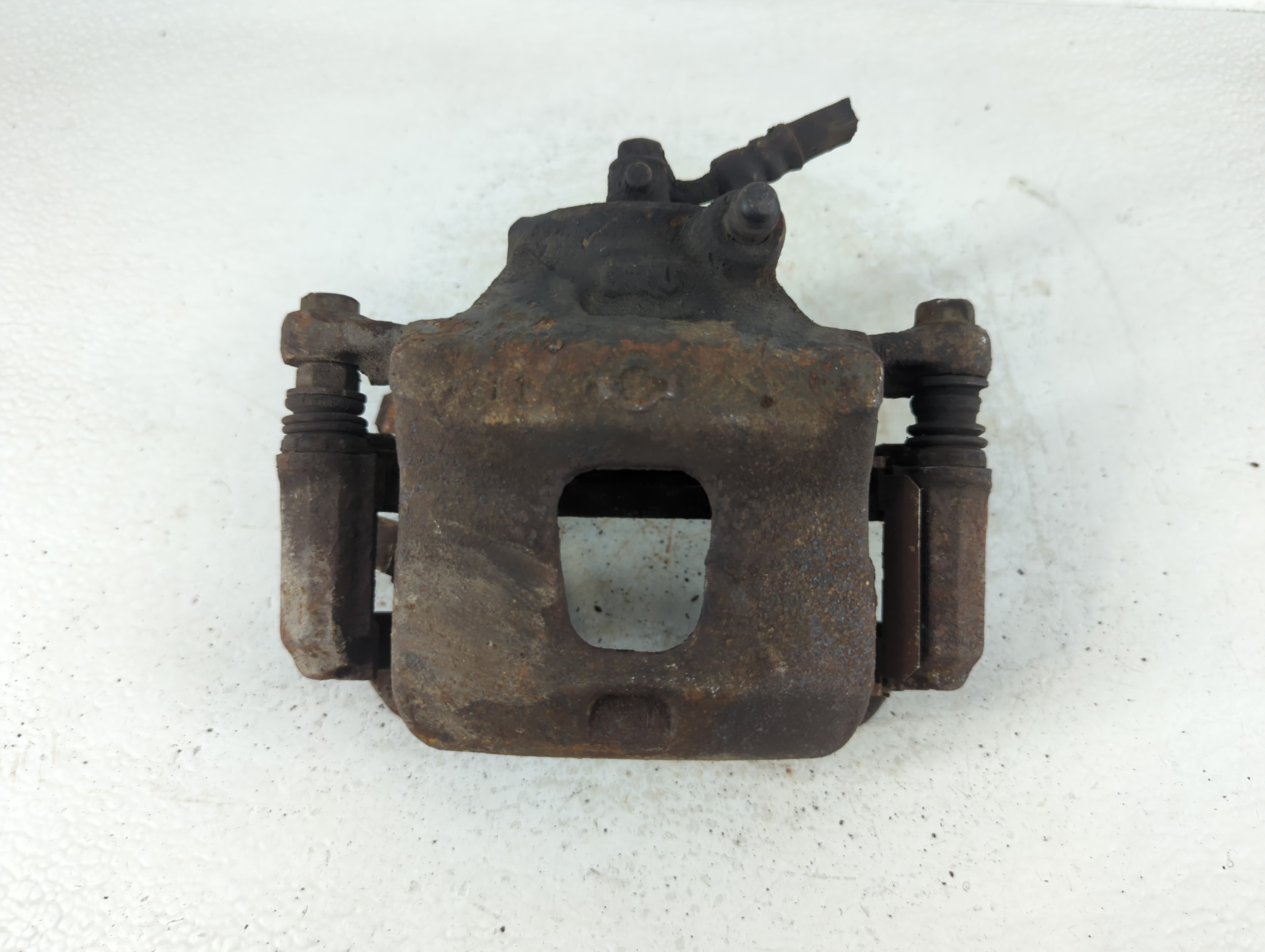 Picture of 1989-1999 Nissan Maxima Front Driver Left Brake Caliper 701045