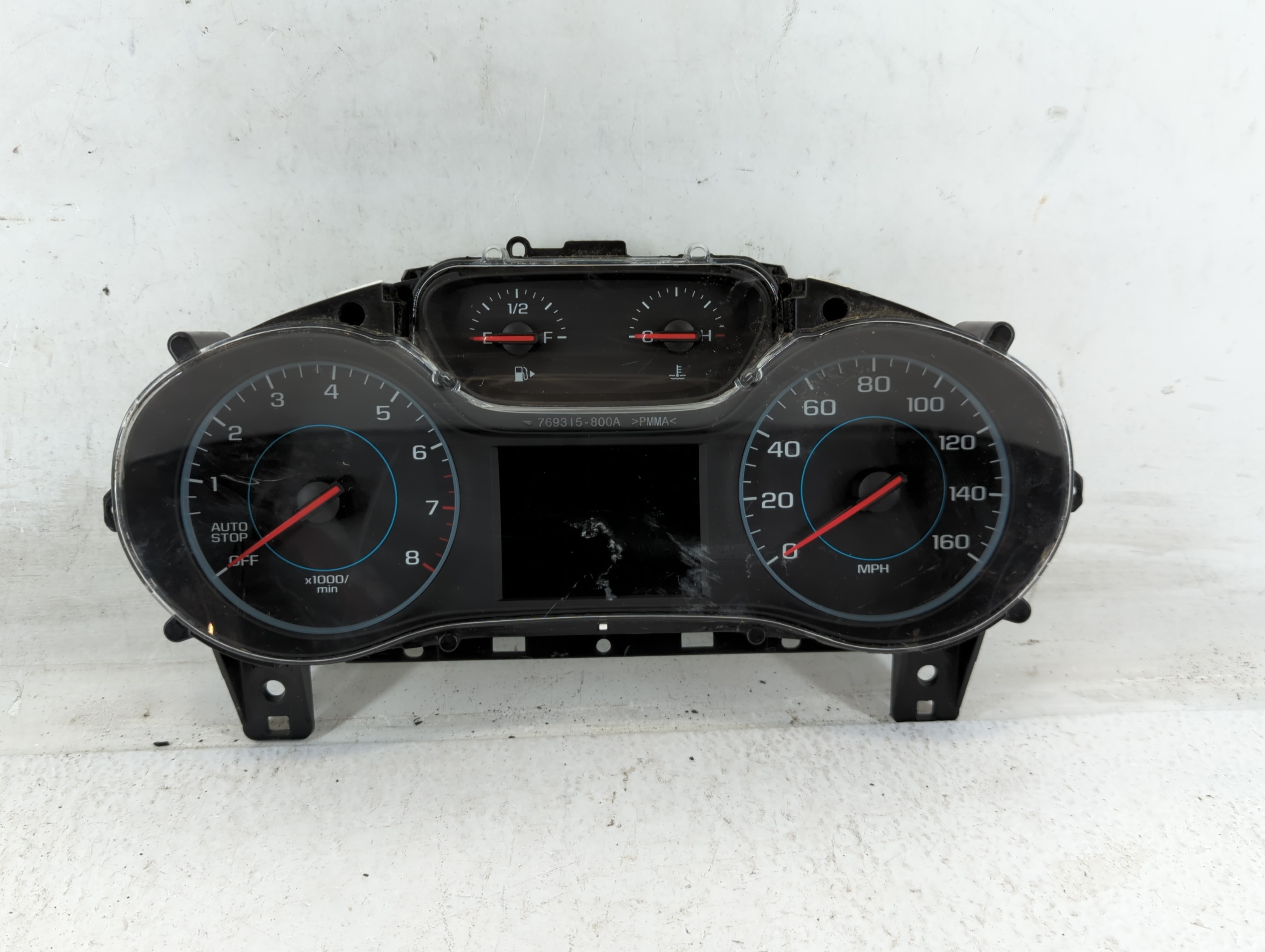 2017-2018 Chevrolet Cruze Speedometer Instrument Cluster Gauges 39084636 701117 - Oemusedautoparts1.com