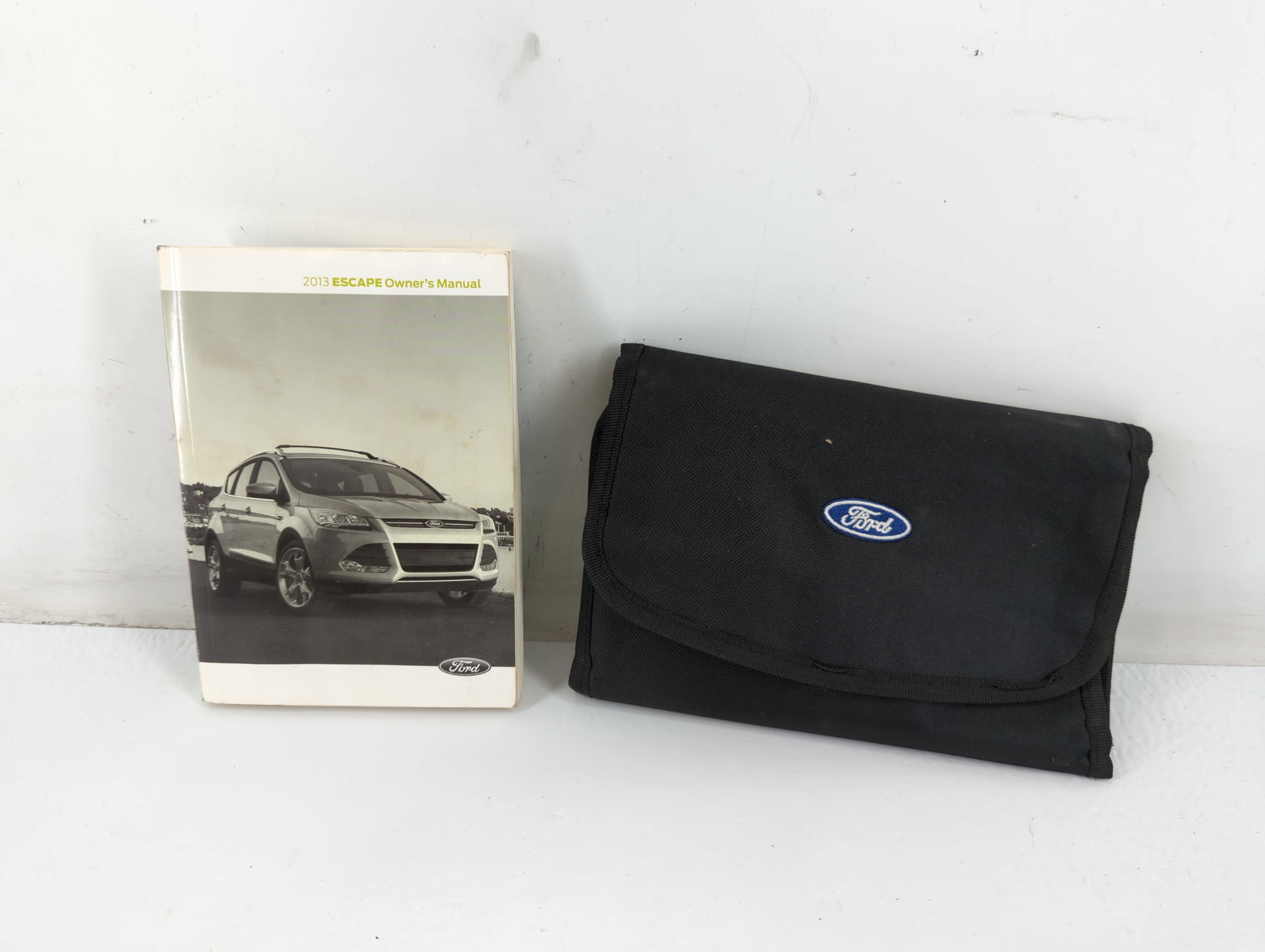 Picture of 2013 Ford Escape Owners Manual Book Guide 701481