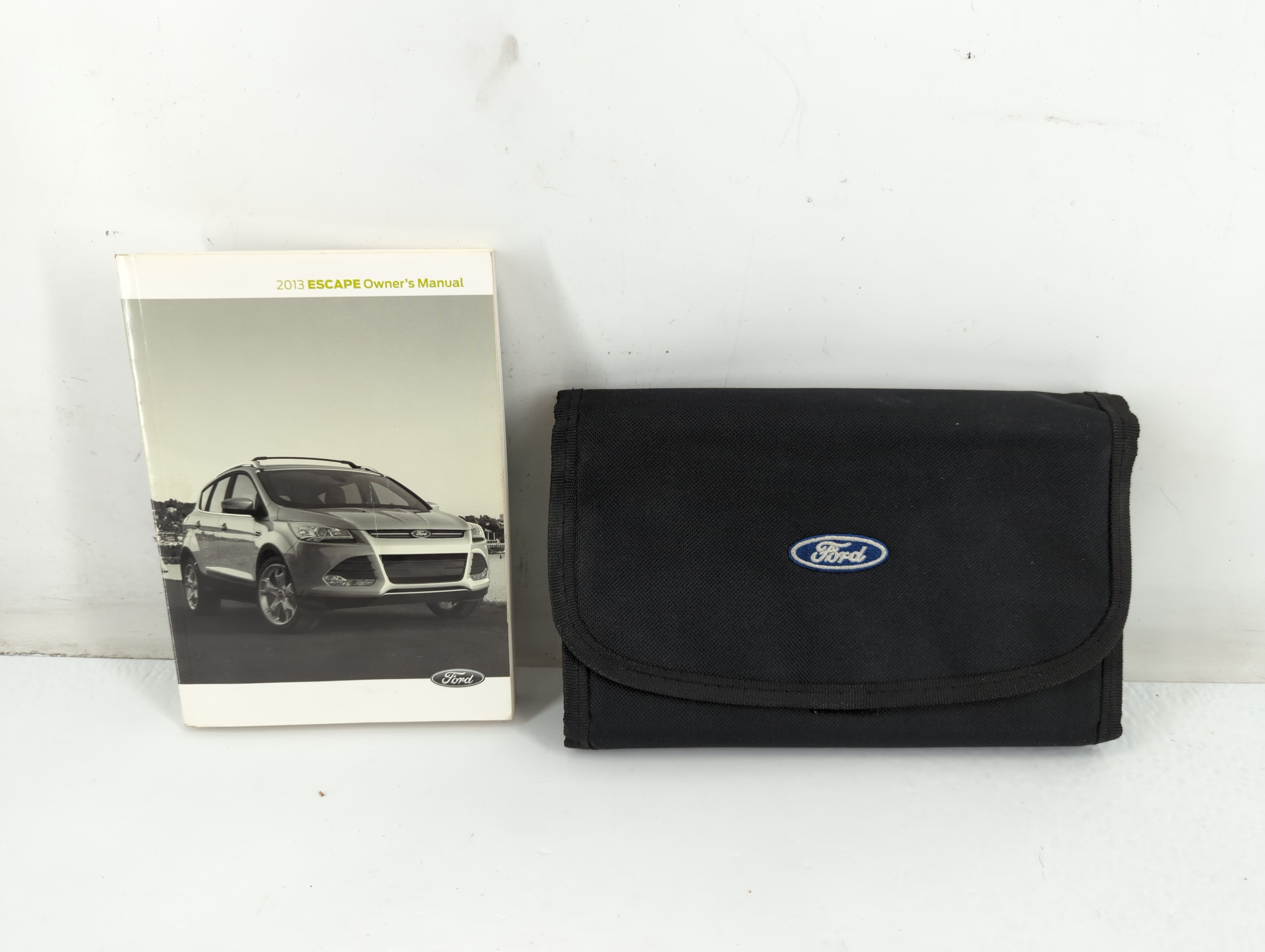 Picture of 2013 Ford Escape Owners Manual Book Guide 701509