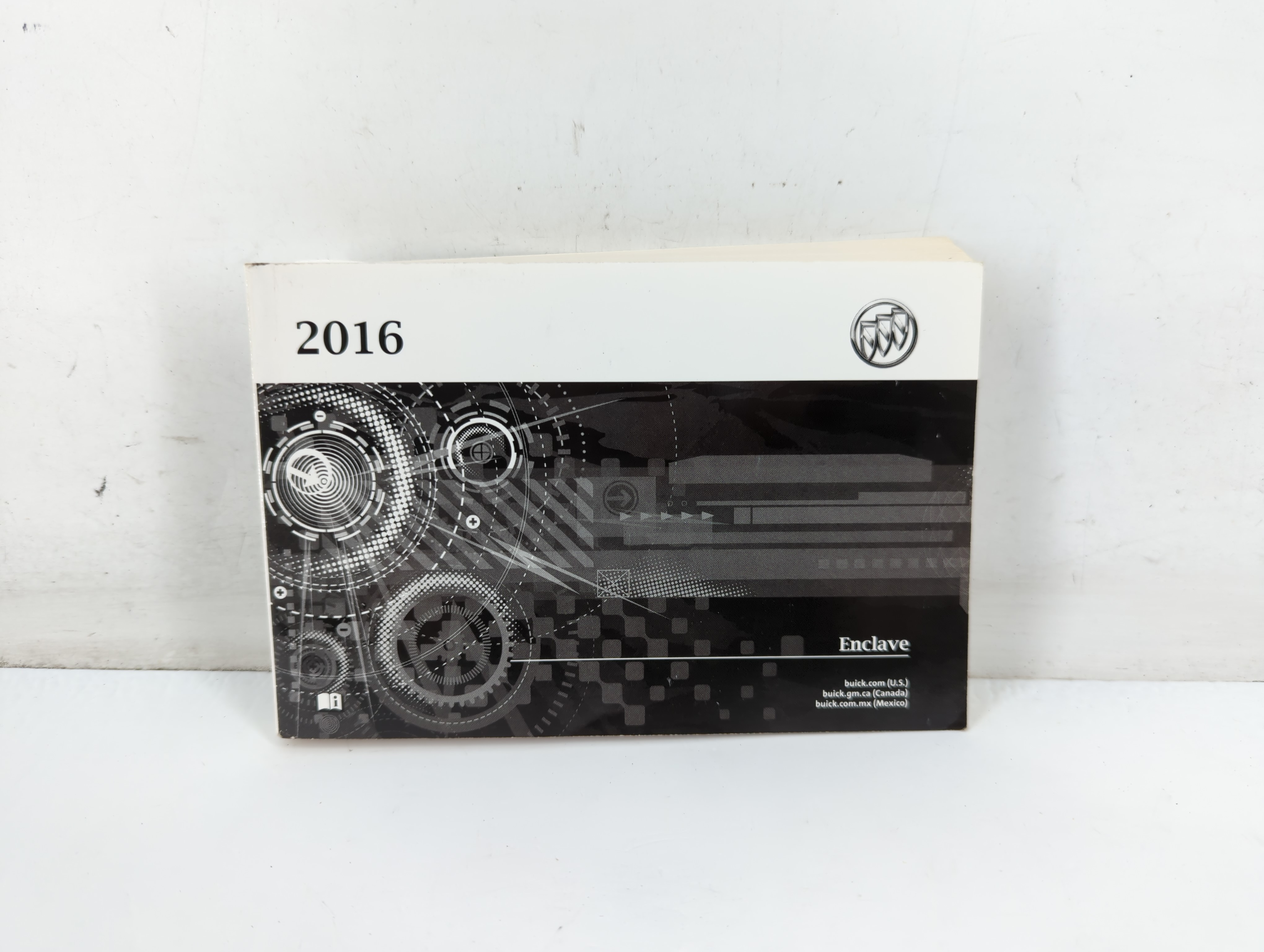 2016 Buick Enclave Owners Manual Book Guide 701515 - Oemusedautoparts1.com