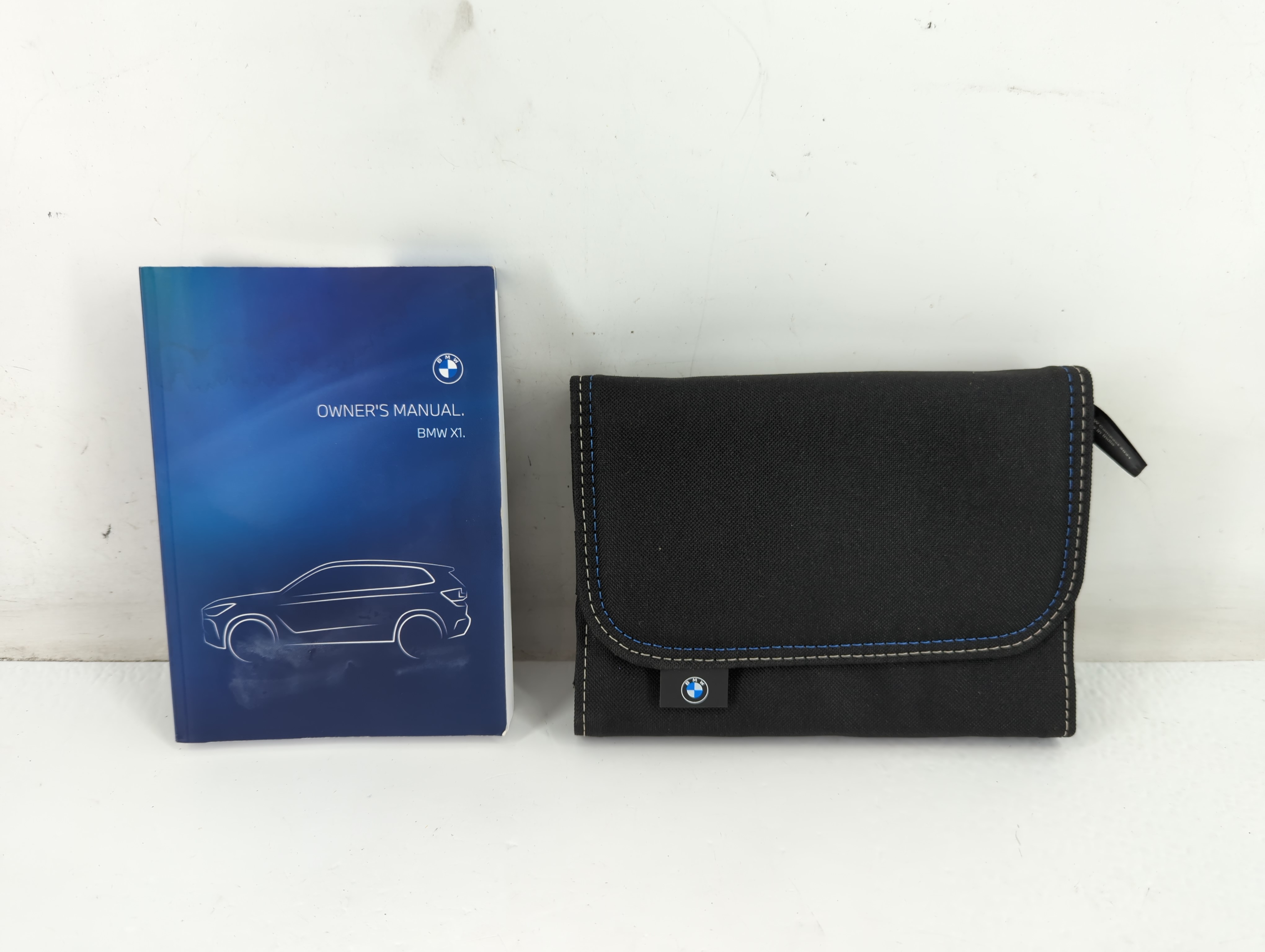 Picture of 2010 Bmw X1 Owners Manual Book Guide 701563