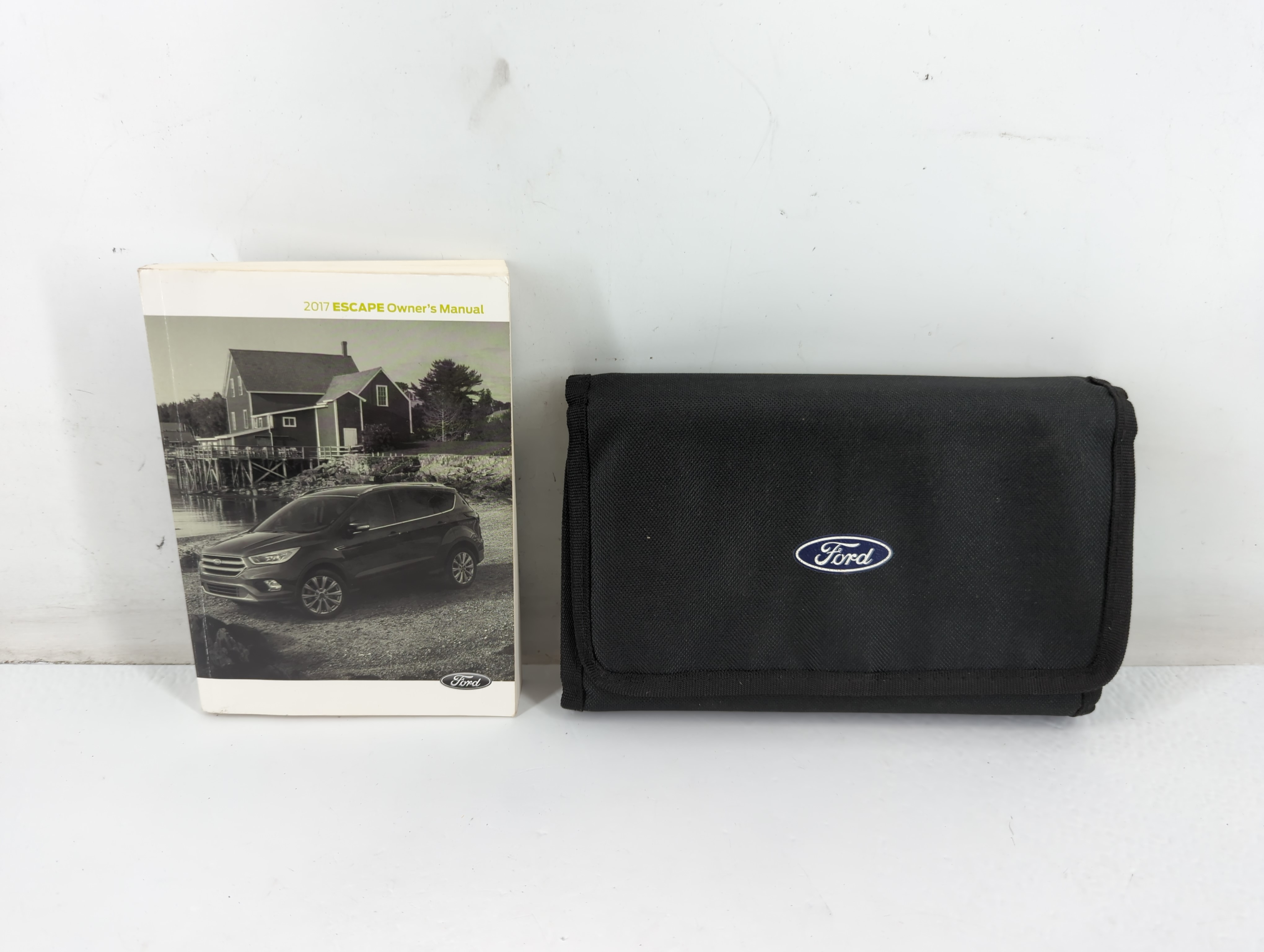 2017 Ford Escape Owners Manual Book Guide 701628 - Oemusedautoparts1.com