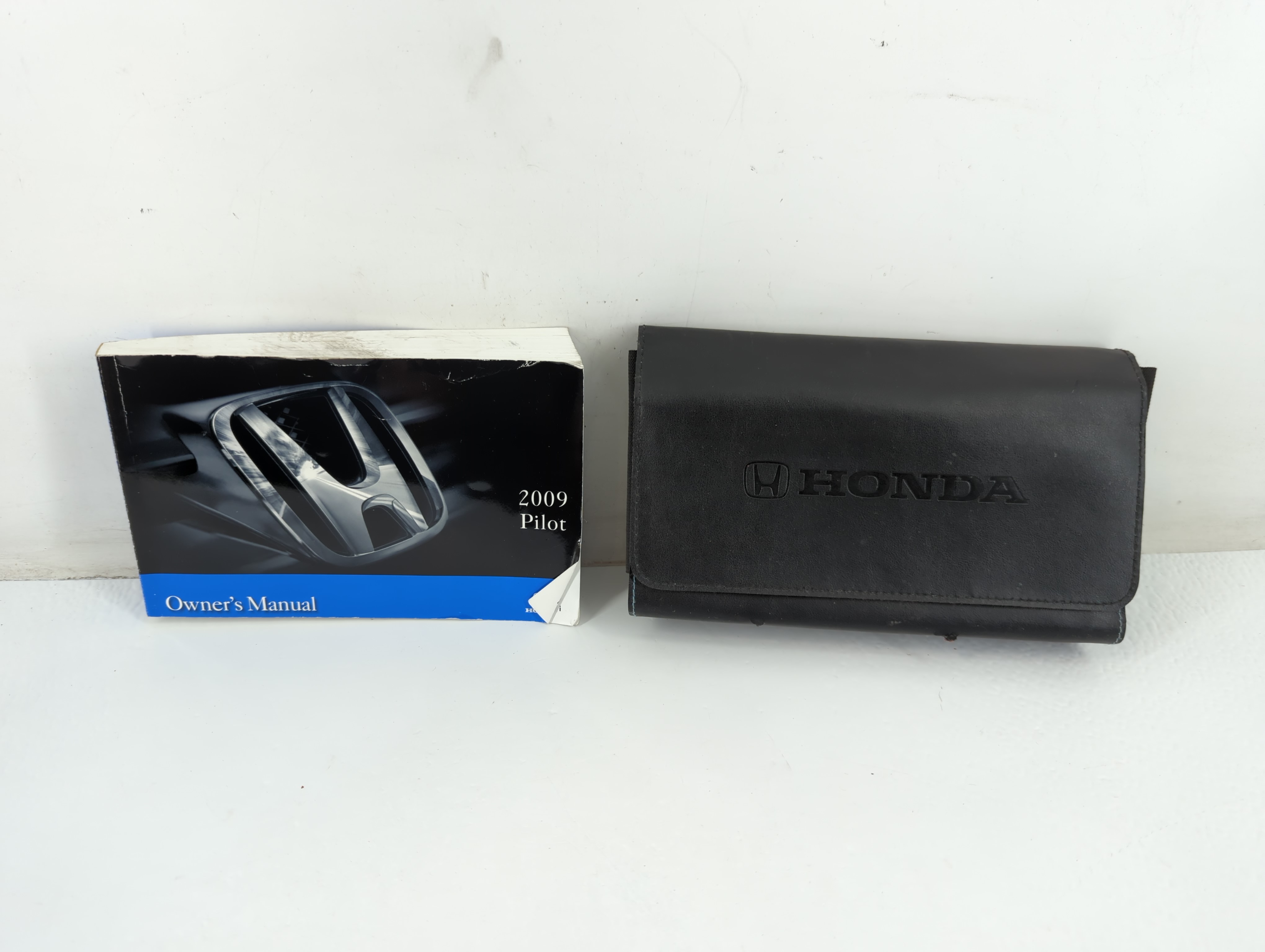 Picture of 2009 Honda Pilot Owners Manual Book Guide 701673