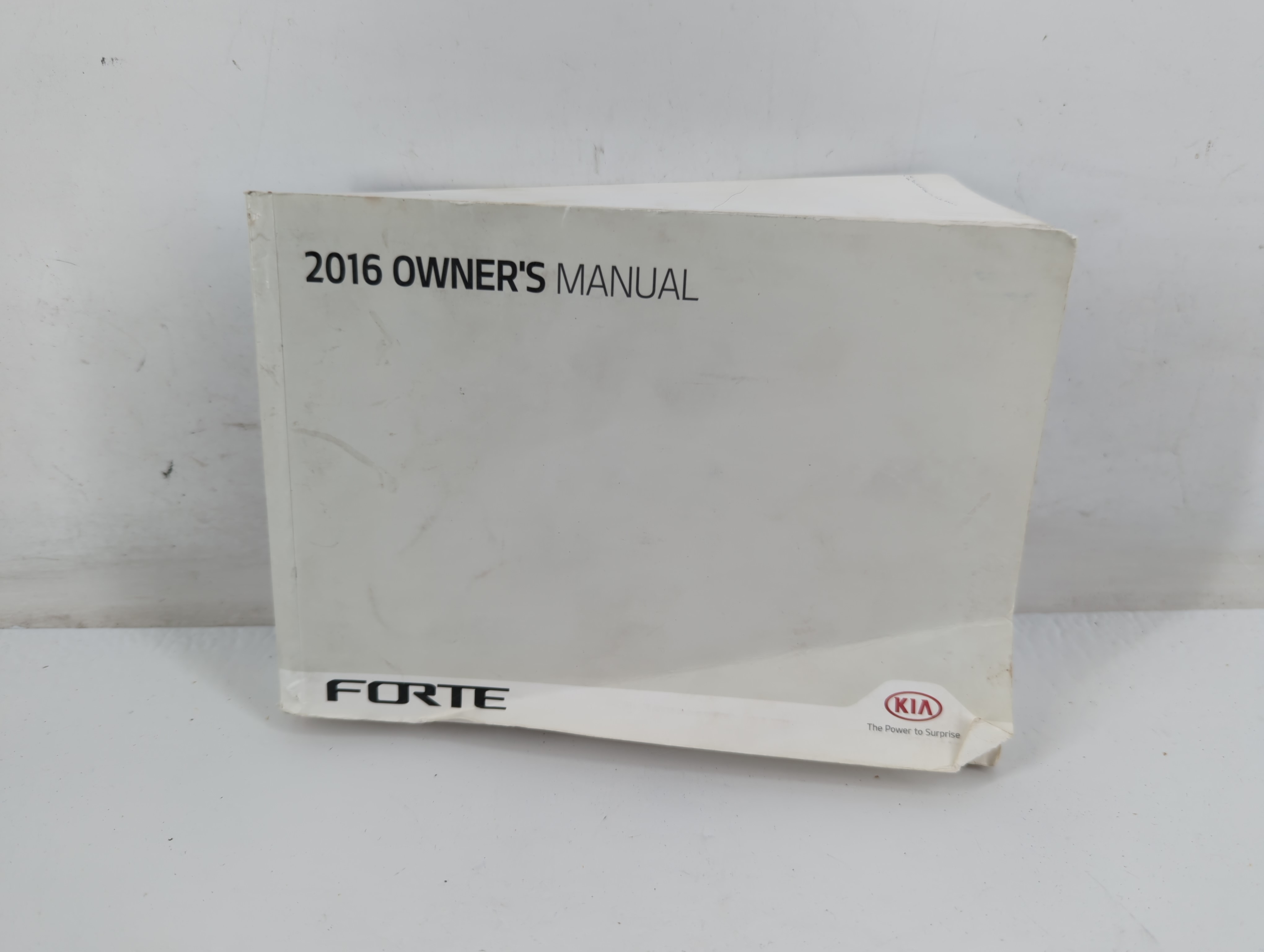2016 Kia Forte Owners Manual Book Guide 701923 - Oemusedautoparts1.com