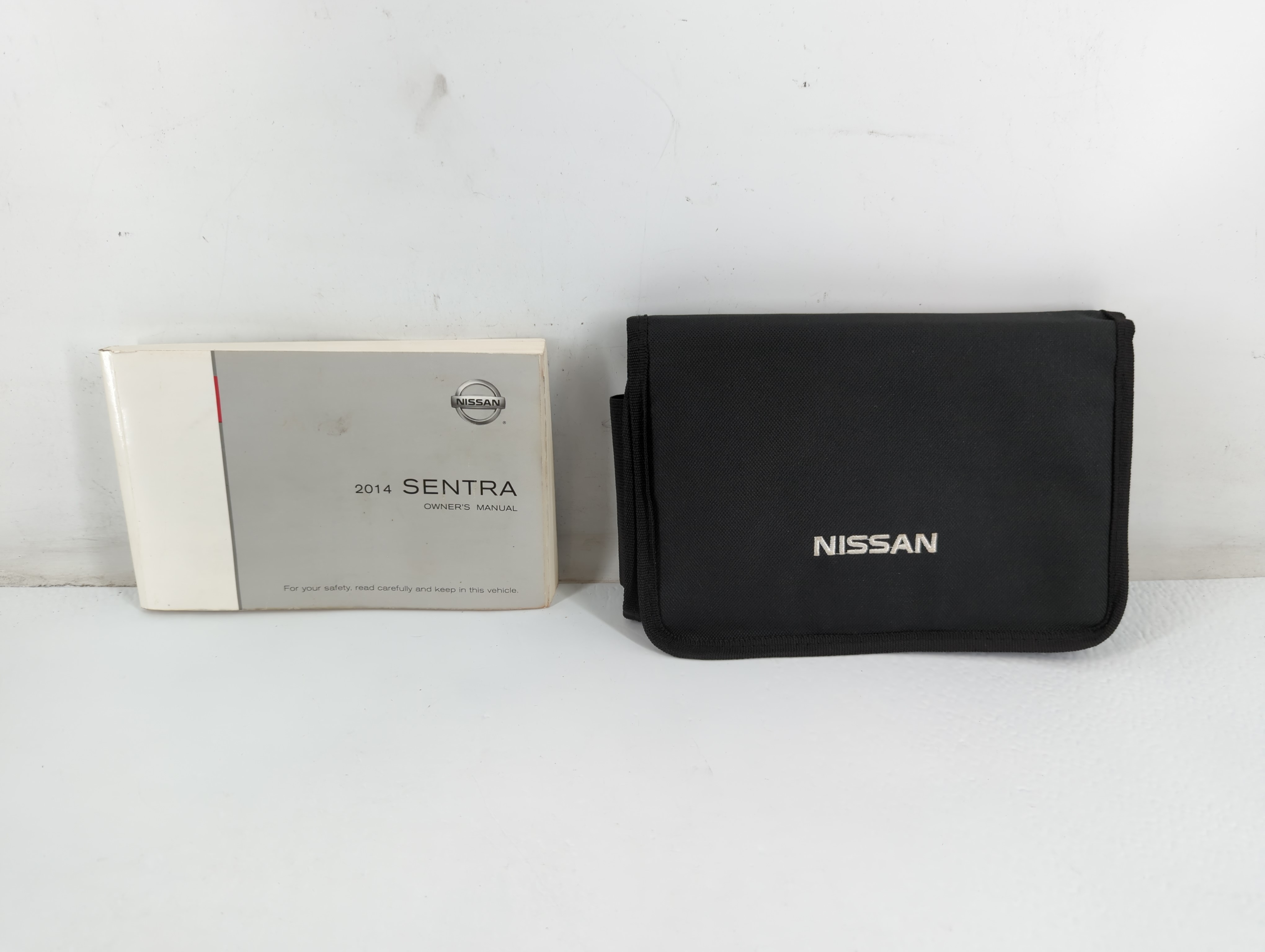 2014 Nissan Sentra Owners Manual Book Guide 701937 - Oemusedautoparts1.com