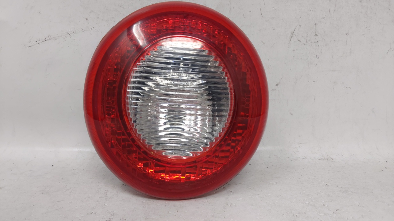 2006-2011 Chevrolet Hhr Driver Left Side Tail Light Taillight Oem 70207 - Oemusedautoparts1.com