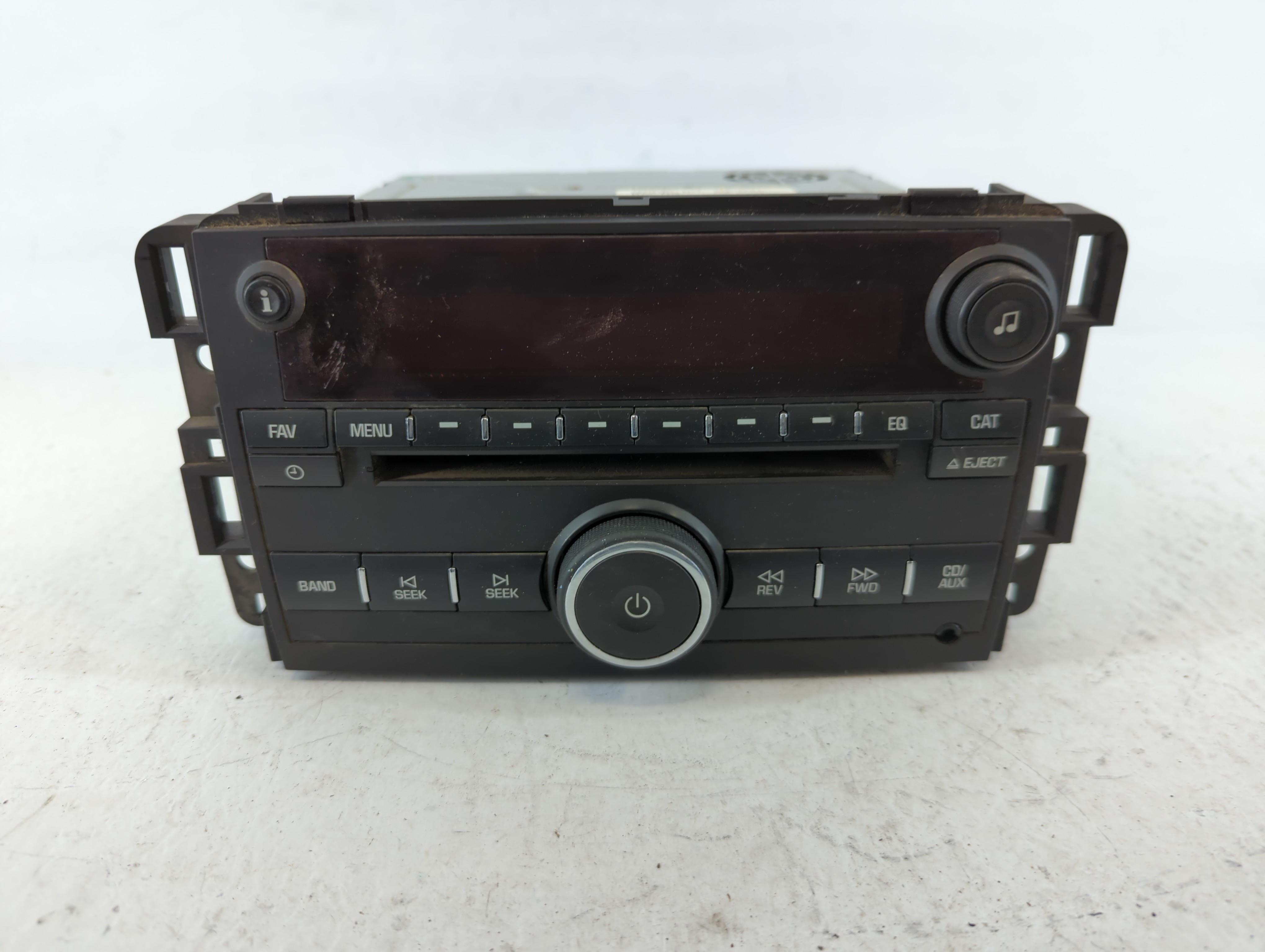 2007 Saturn Outlook Am Fm Cd Player Radio Receiver 702576 - Oemusedautoparts1.com