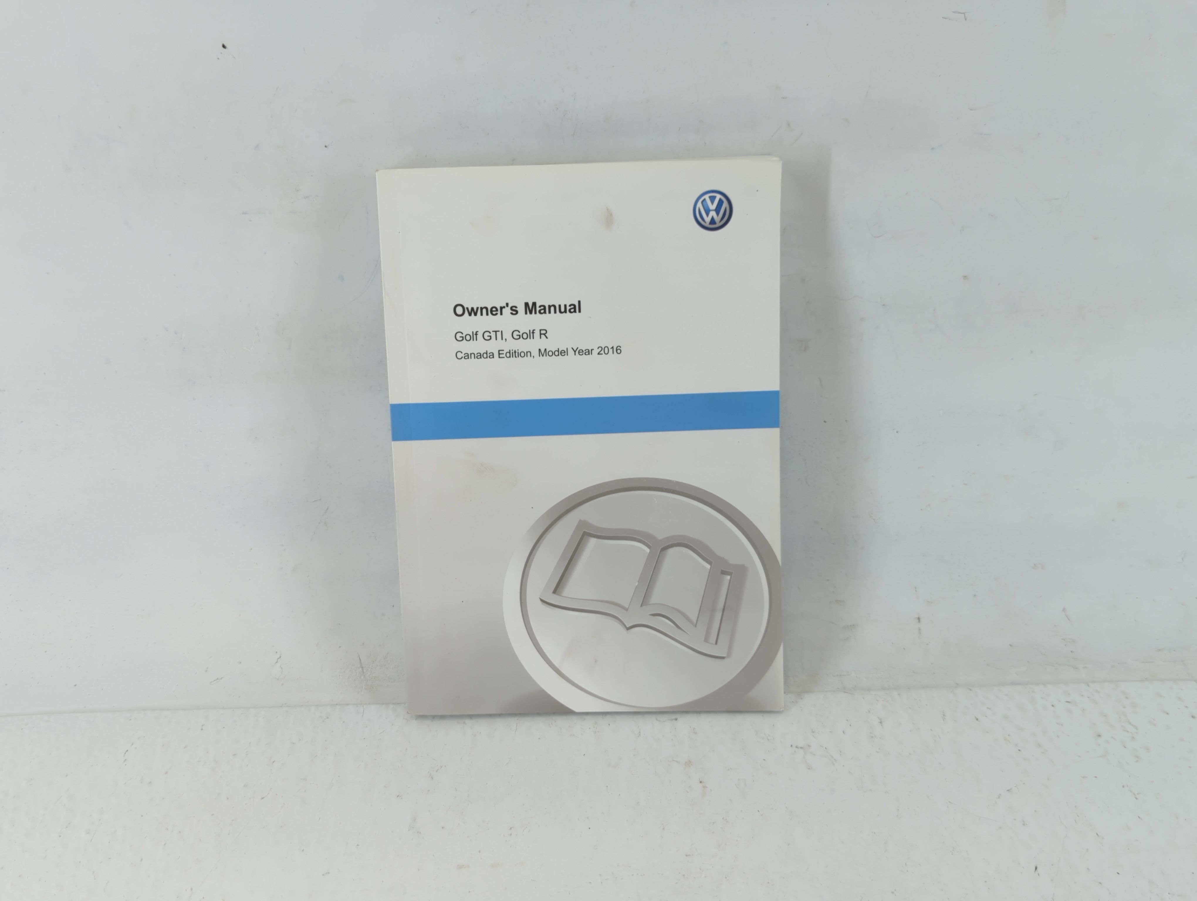 2016 Volkswagen Golf Owners Manual Book Guide 702870 - Oemusedautoparts1.com