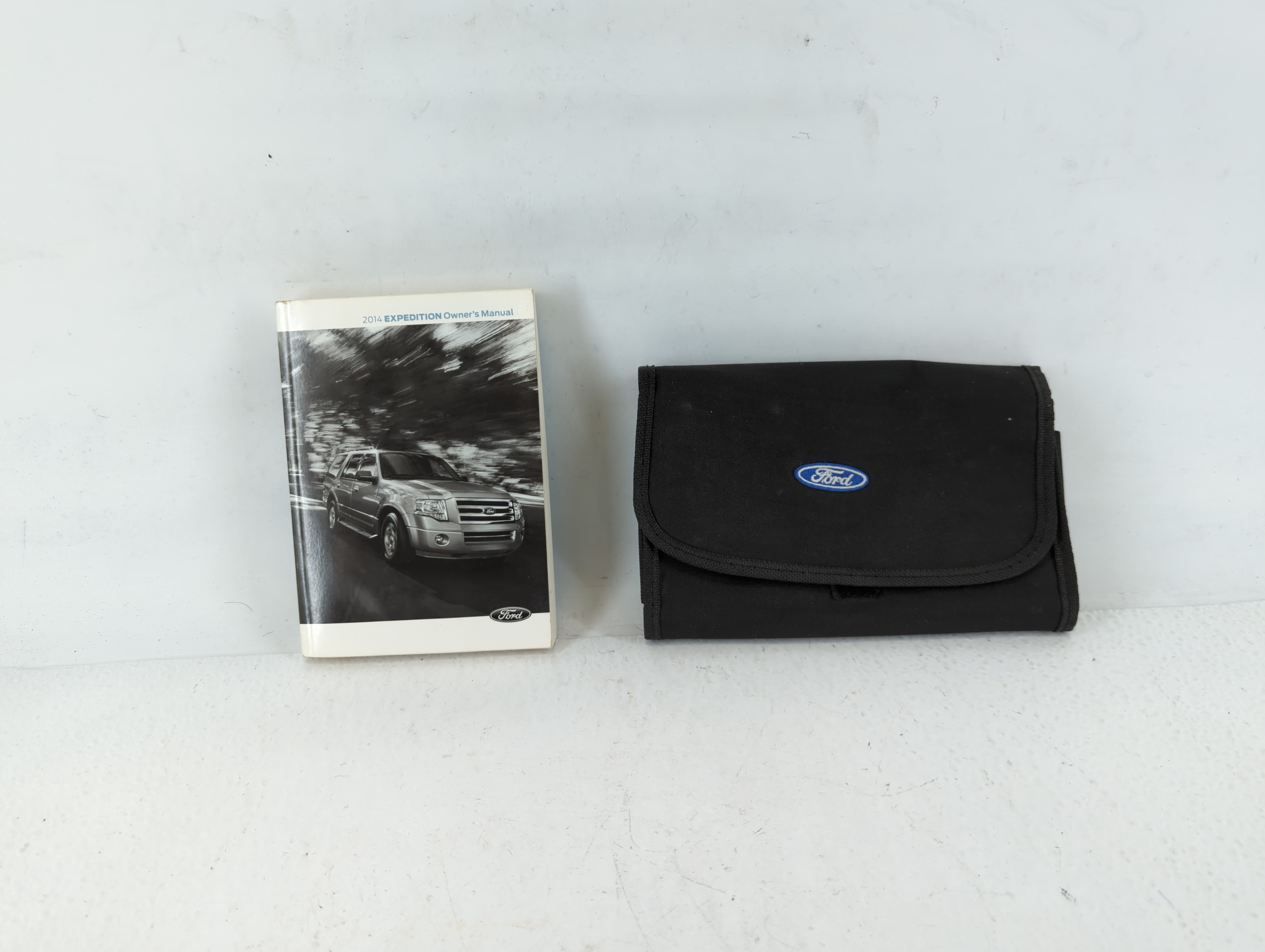 Picture of 2014 Ford Expedition Owners Manual Book Guide 702956