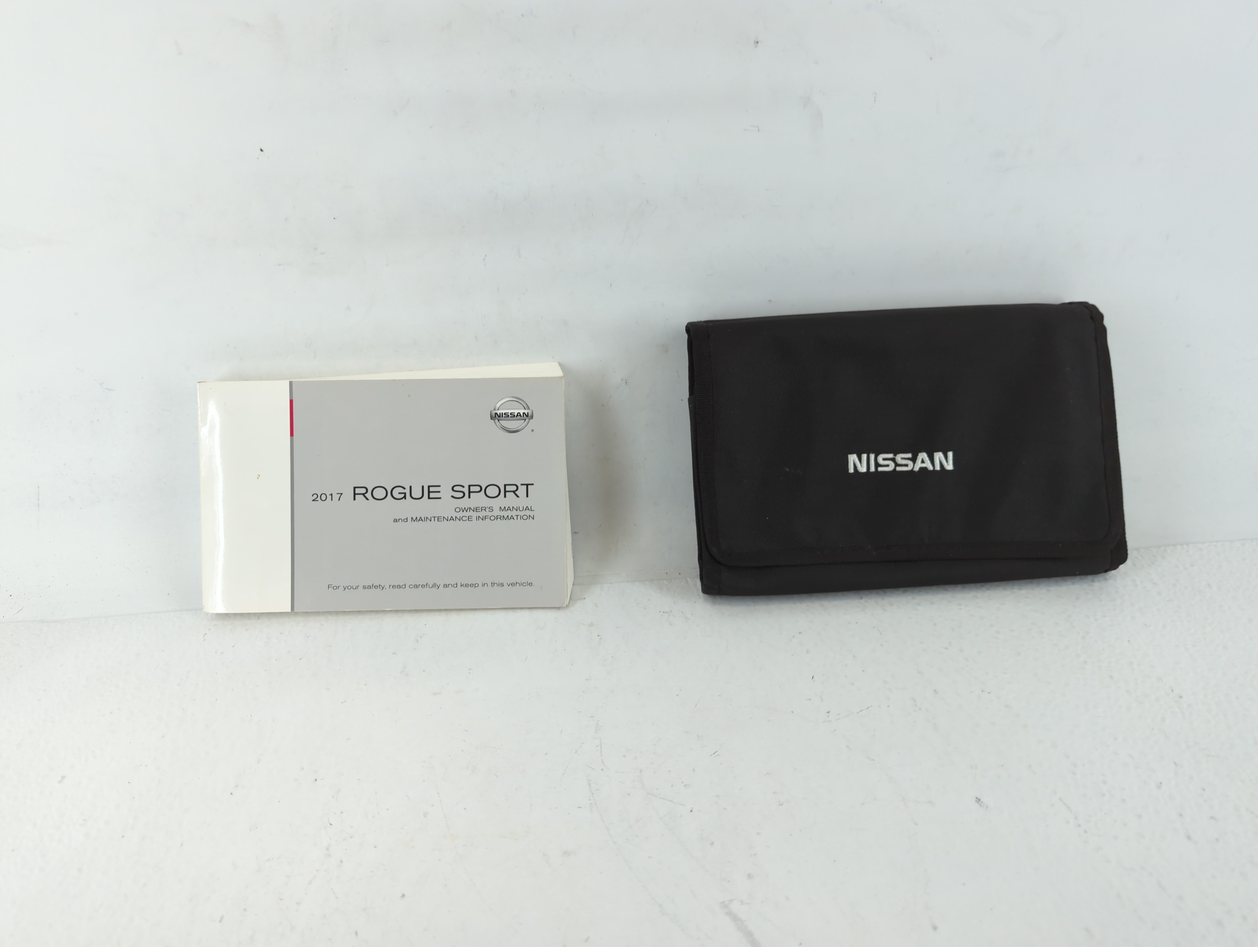 2017 Nissan Rogue Sport Owners Manual Book Guide 702999 - Oemusedautoparts1.com