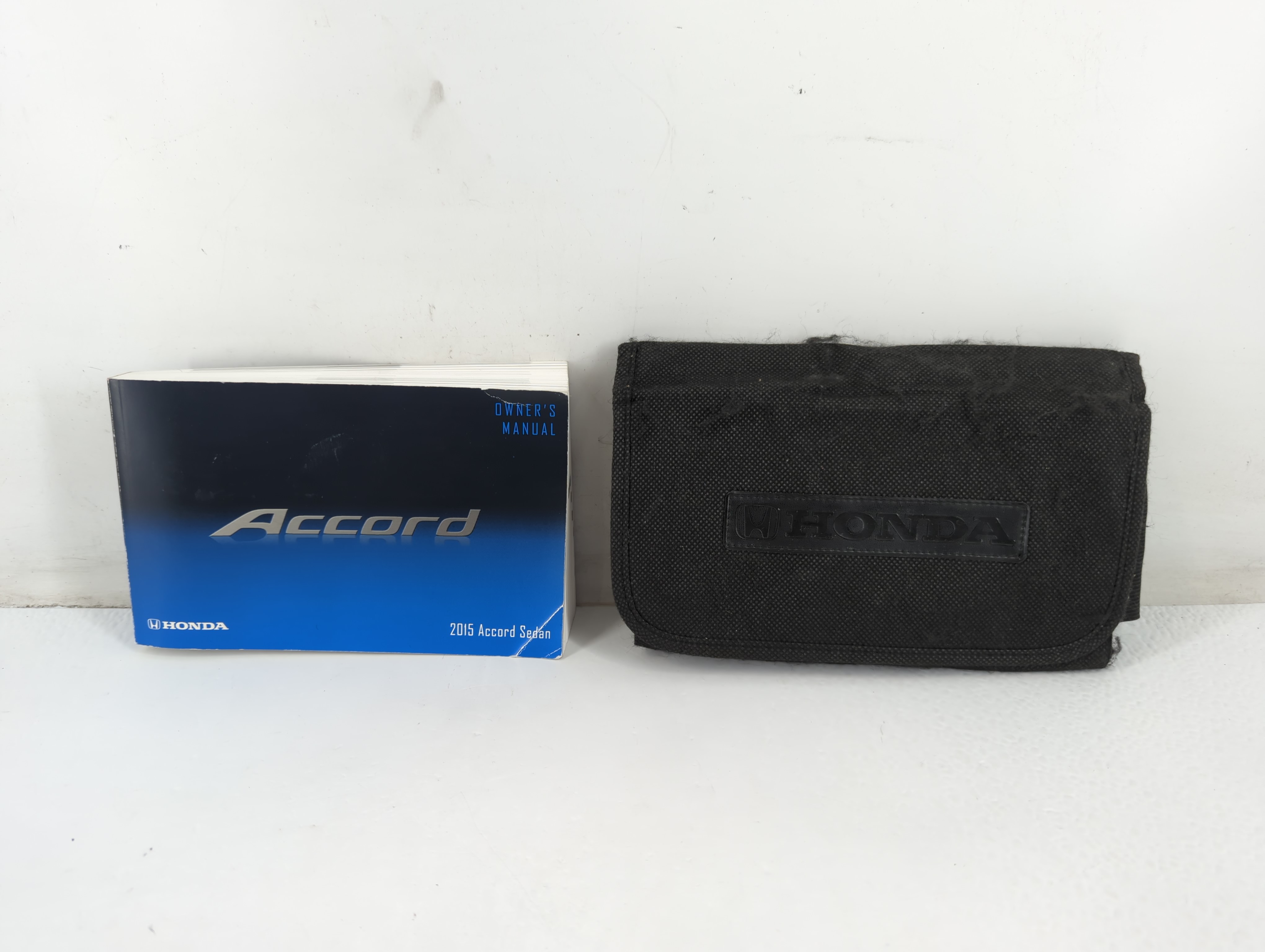 Picture of 2015 Honda Accord Owners Manual Book Guide 703021
