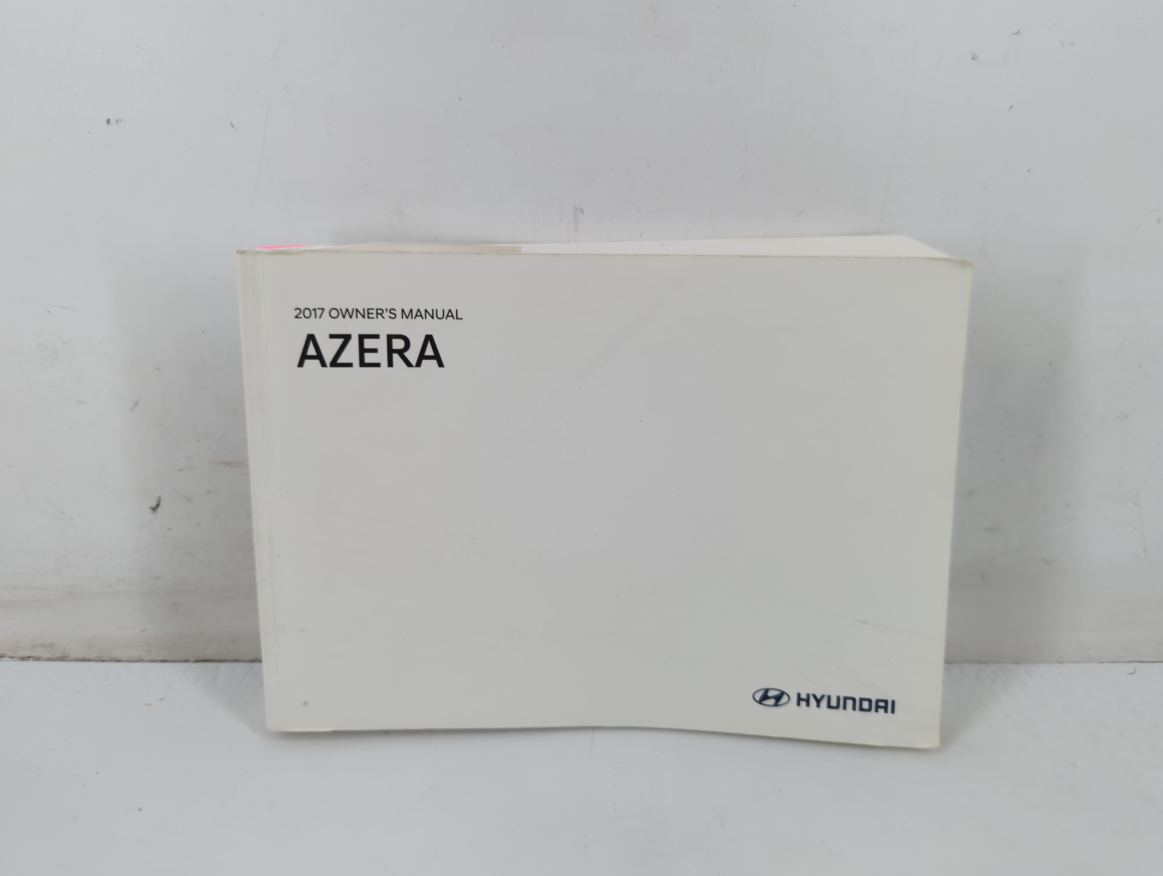 Picture of 2017 Hyundai Azera Owners Manual Book Guide 703046