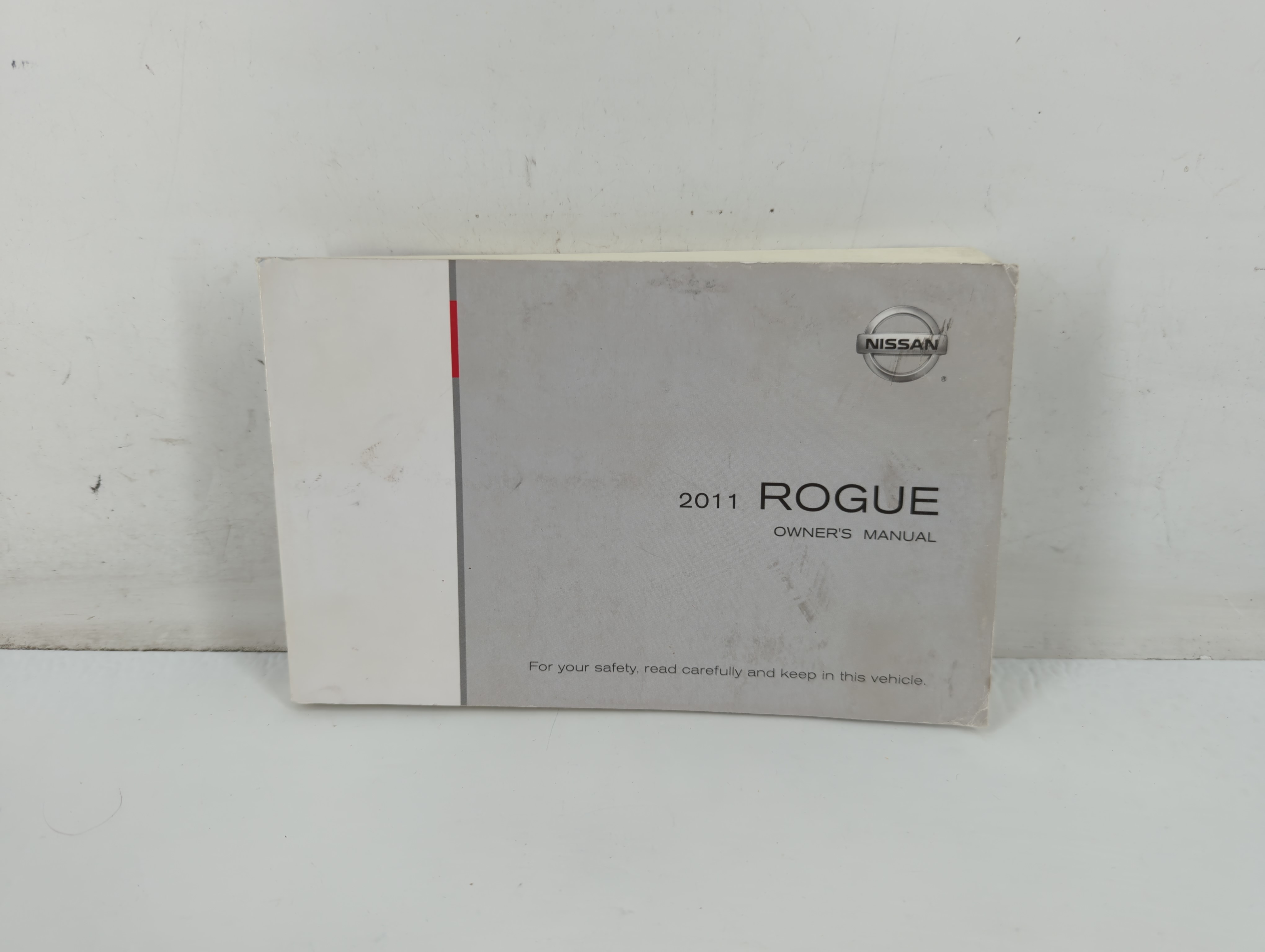 Picture of 2011 Nissan Rogue Owners Manual Book Guide 703169