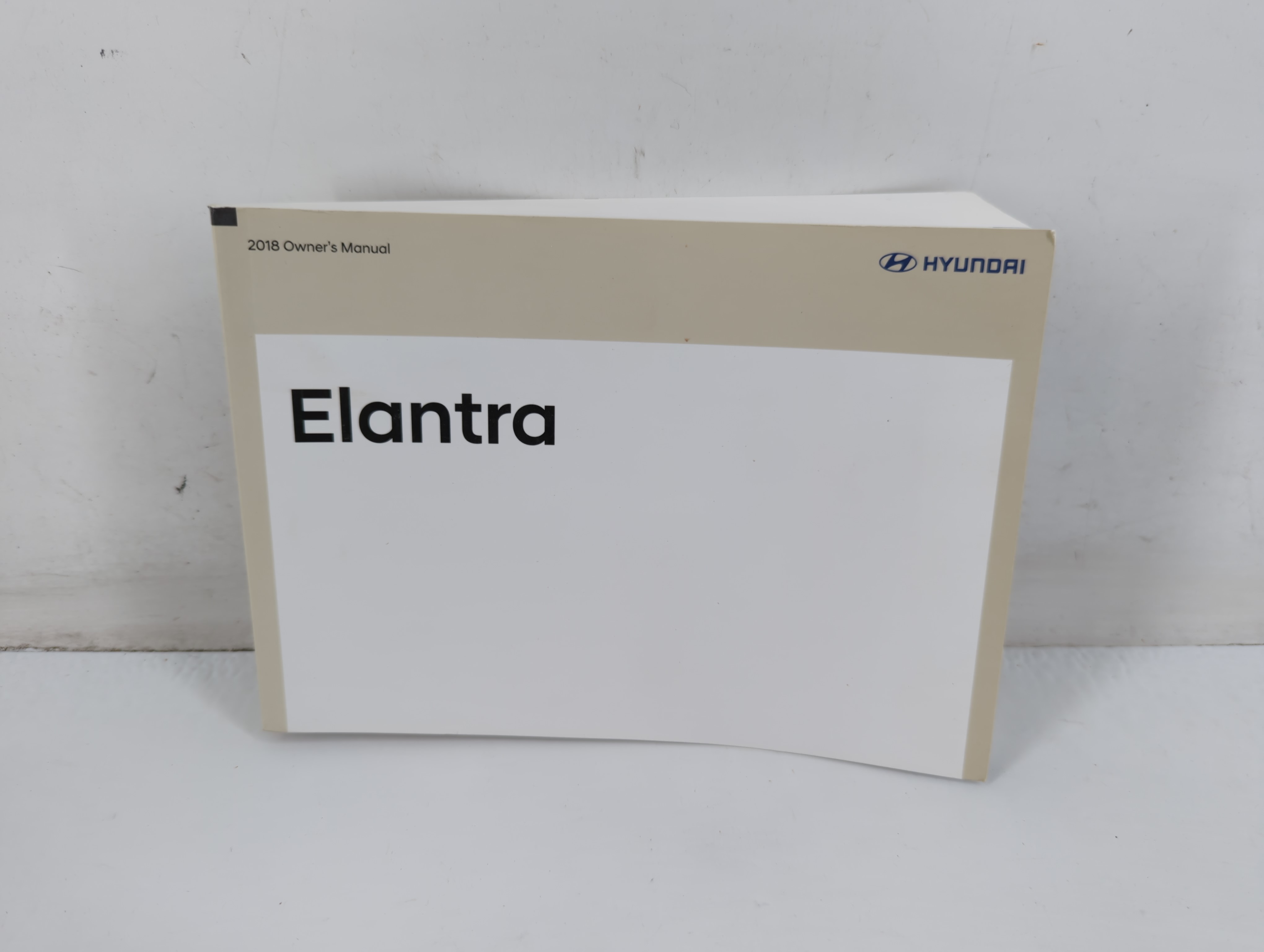 2018 Hyundai Elantra Owners Manual Book Guide 703289 - Oemusedautoparts1.com