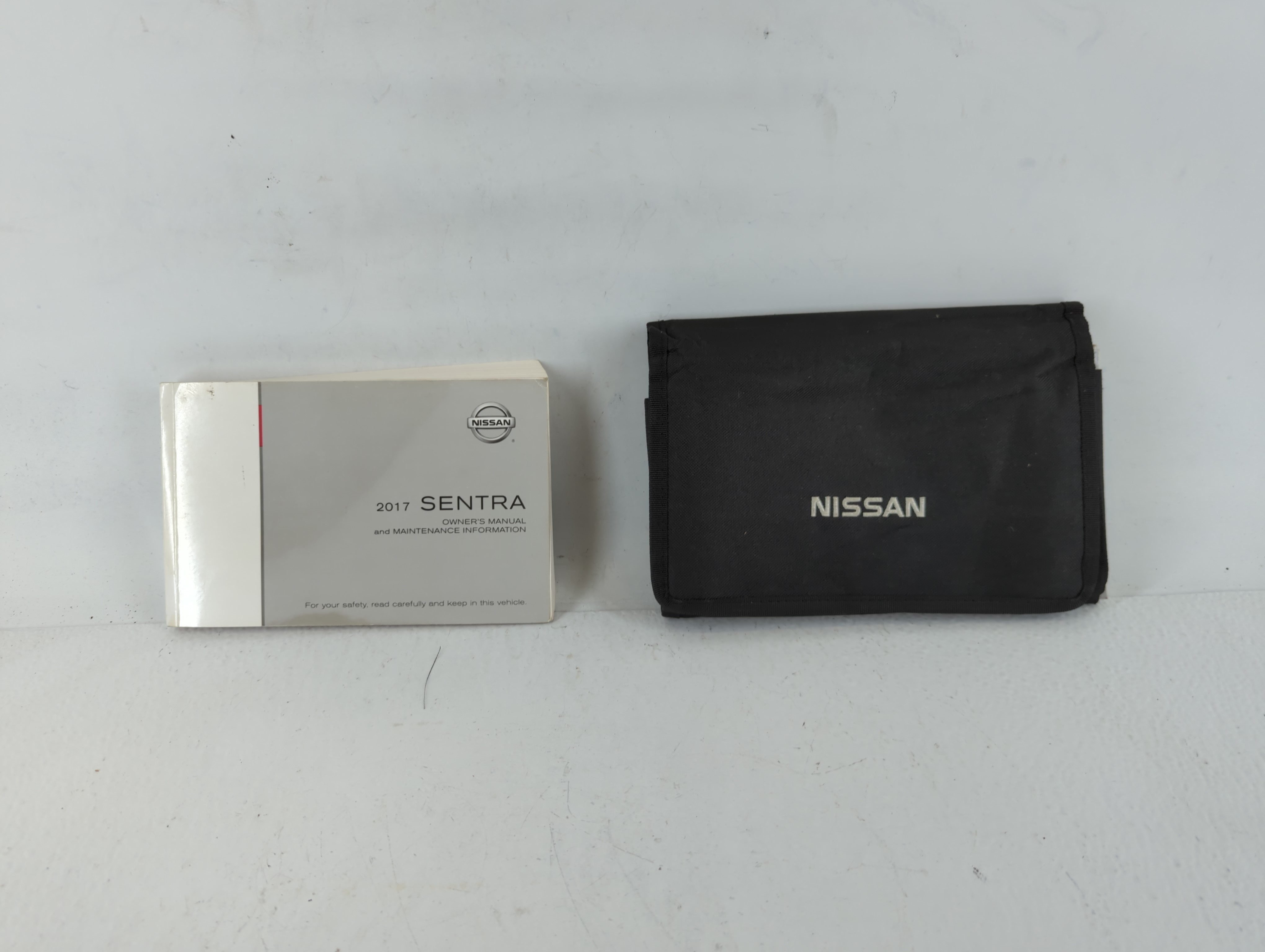 2017 Nissan Sentra Owners Manual Book Guide 703395 - Oemusedautoparts1.com
