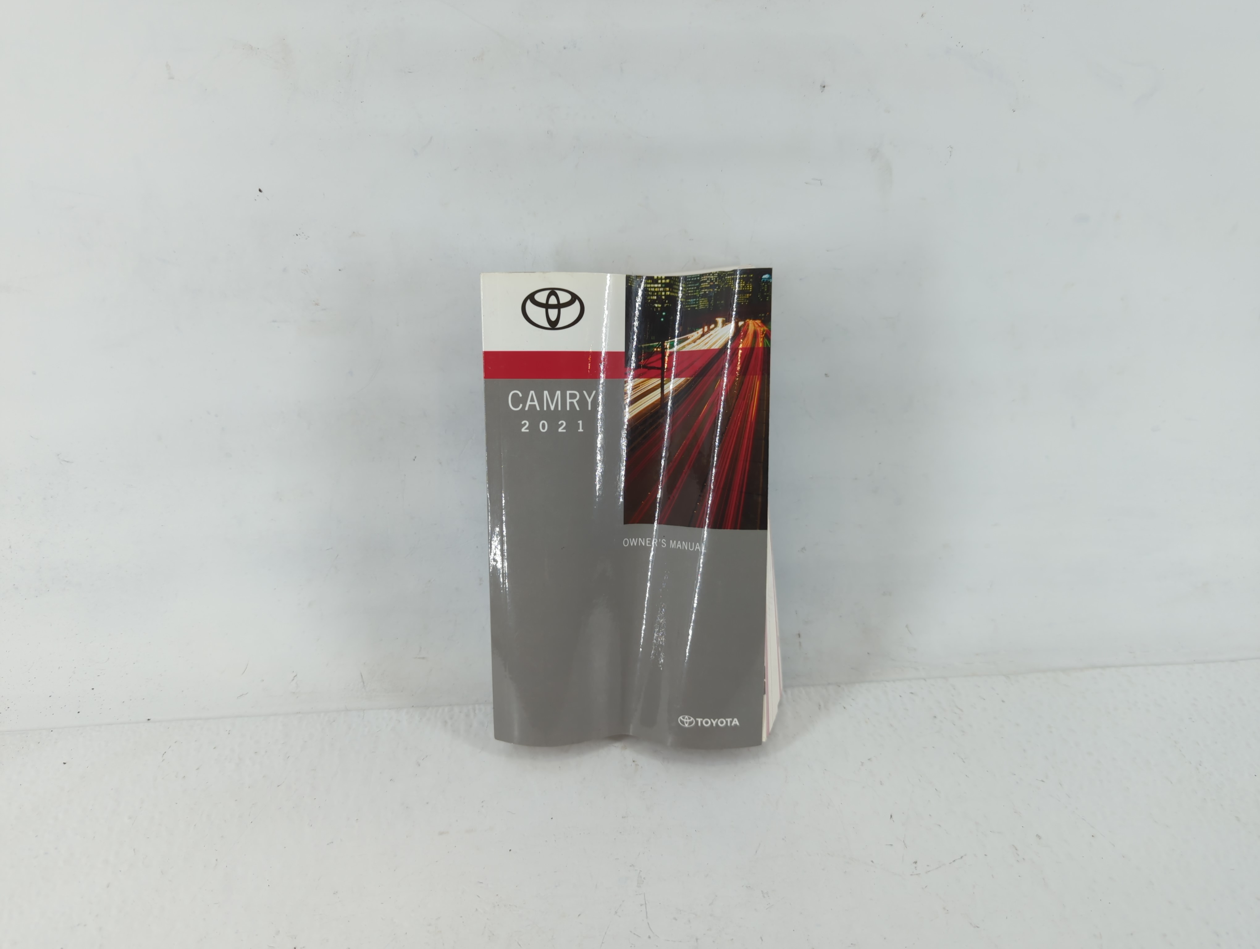 2021 Toyota Camry Owners Manual Book Guide 703460 - Oemusedautoparts1.com