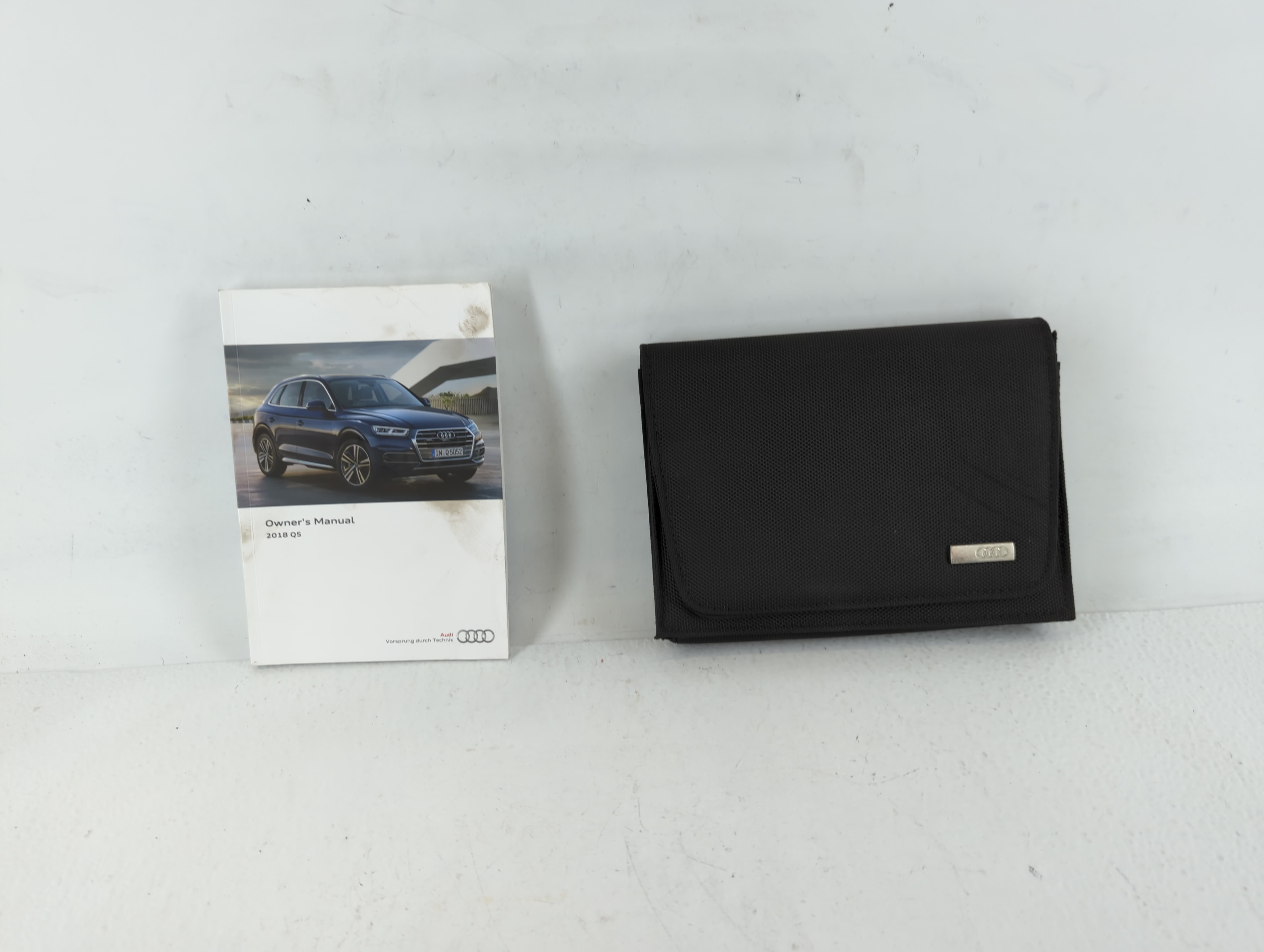 Picture of 2018 Audi Q5 Owners Manual Book Guide 703464
