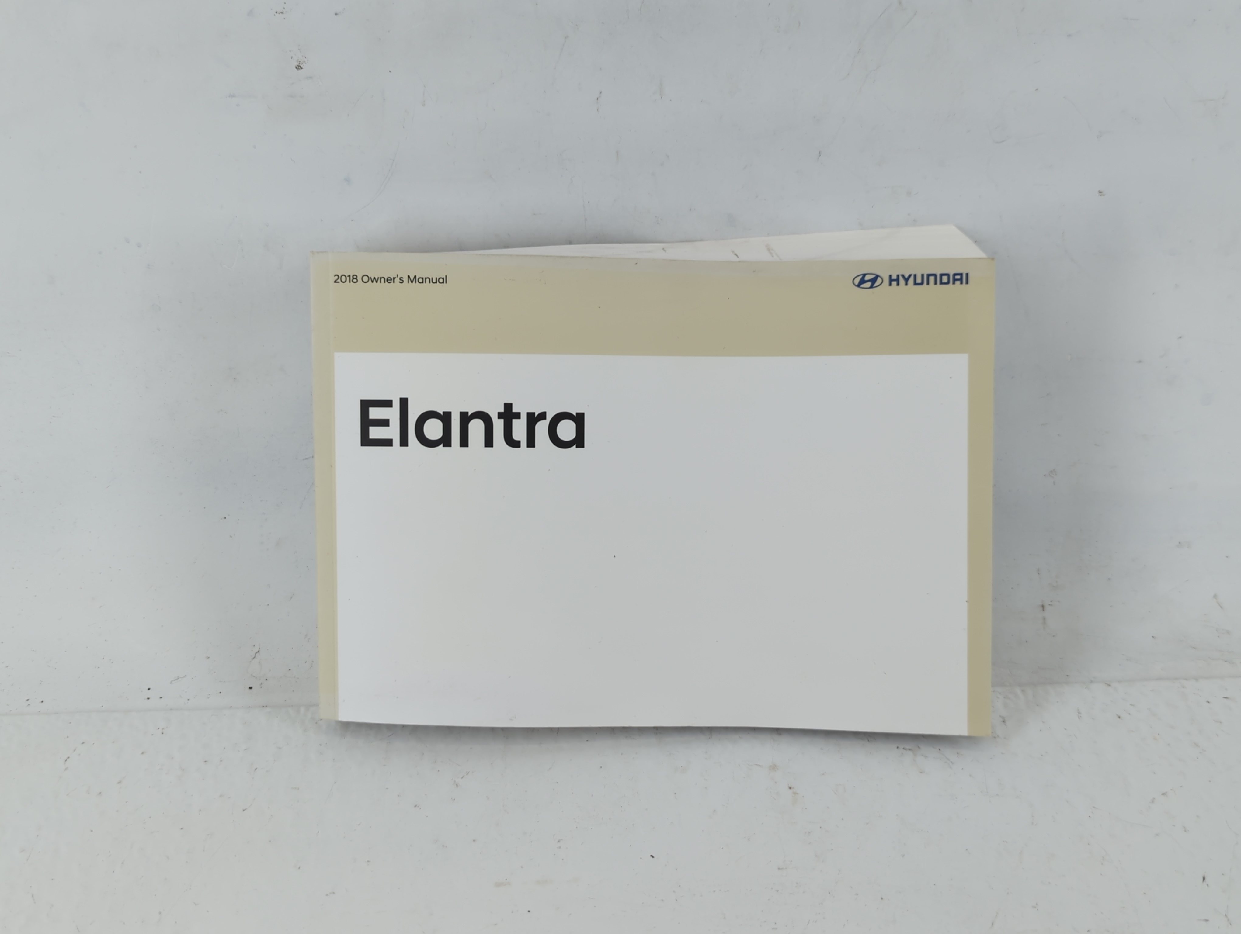 2018 Hyundai Elantra Owners Manual Book Guide 703467 - Oemusedautoparts1.com