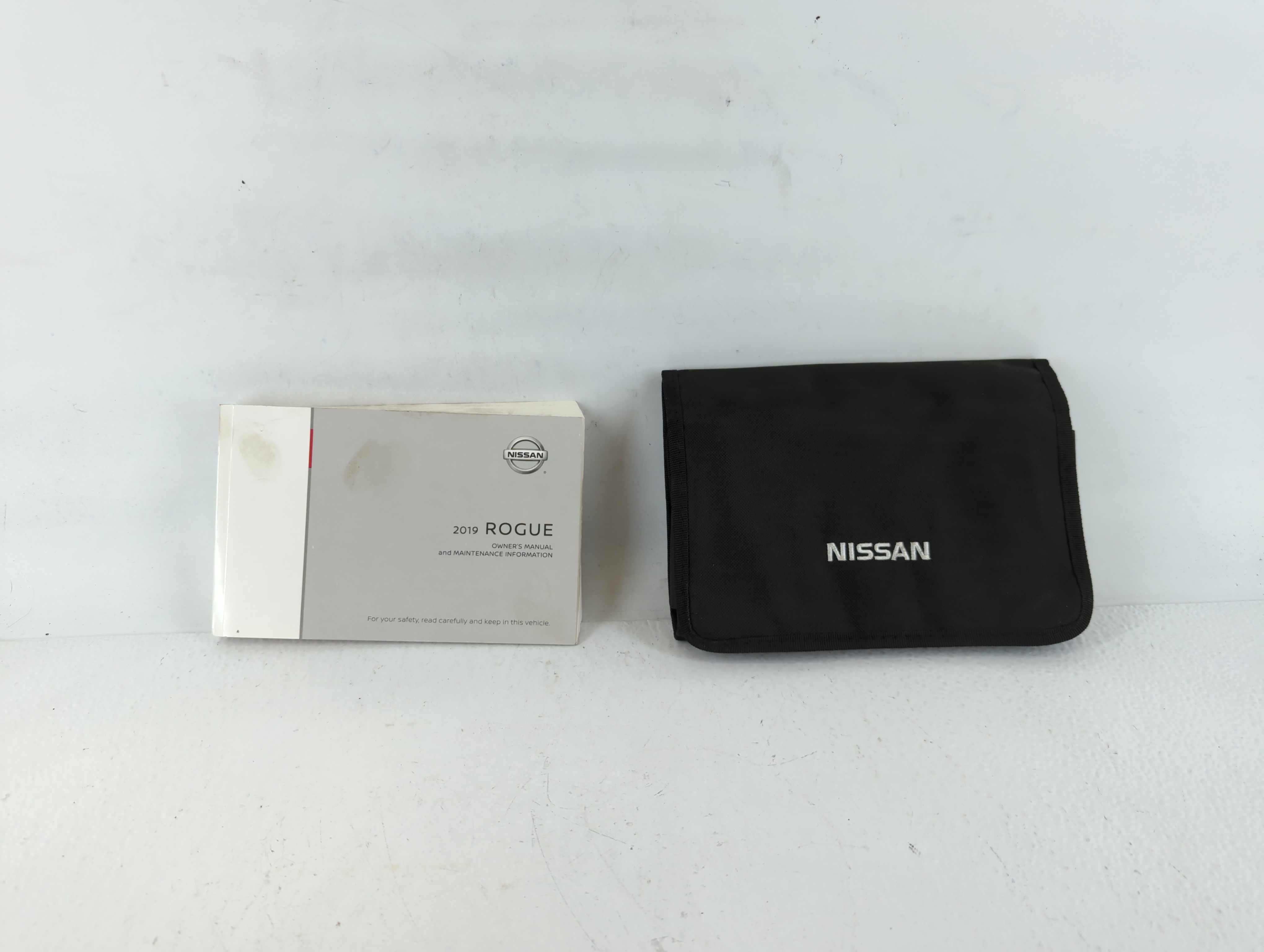Picture of 2019 Nissan Rogue Owners Manual Book Guide 703470