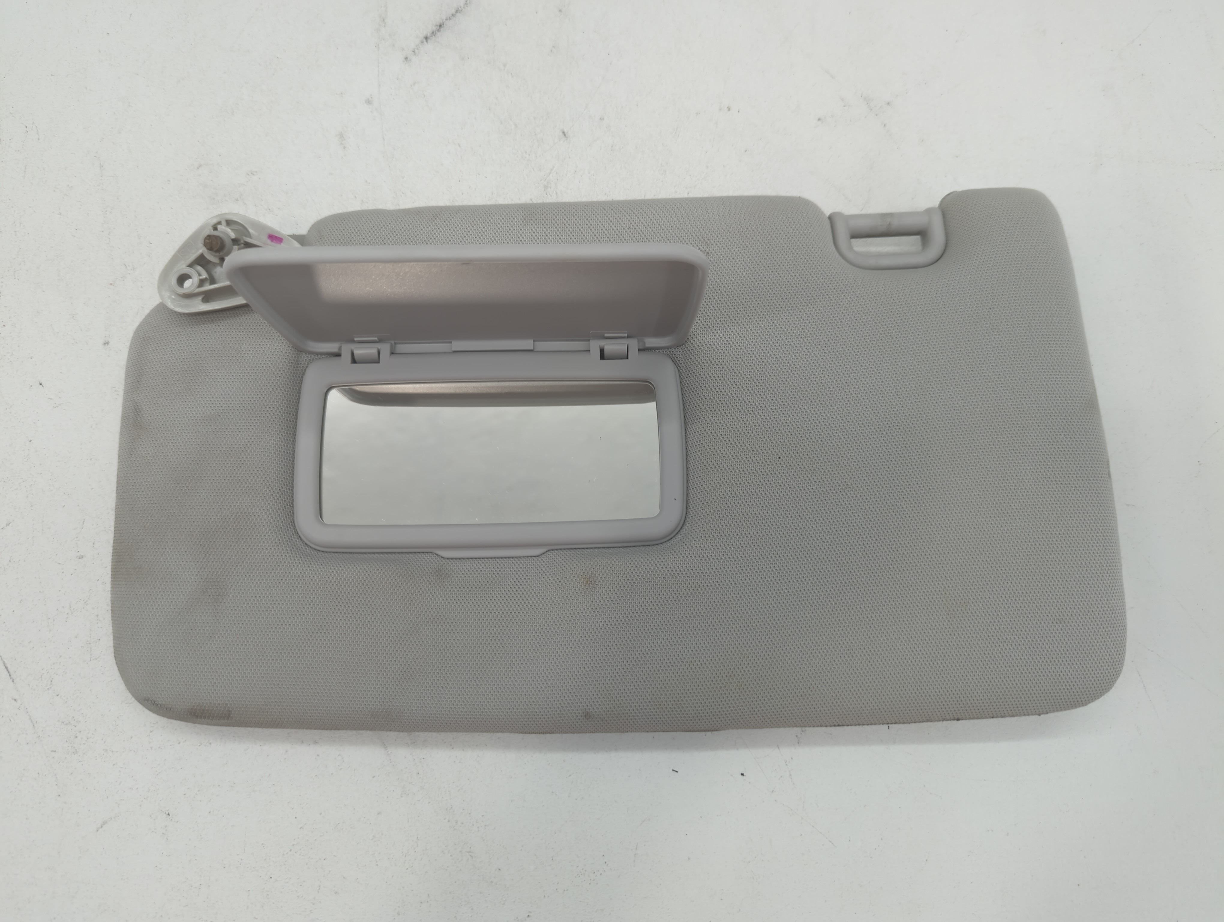 2015 Subaru Forester Driver Sun Visor Mirror Left Sunvisor Grey 703652 - Oemusedautoparts1.com