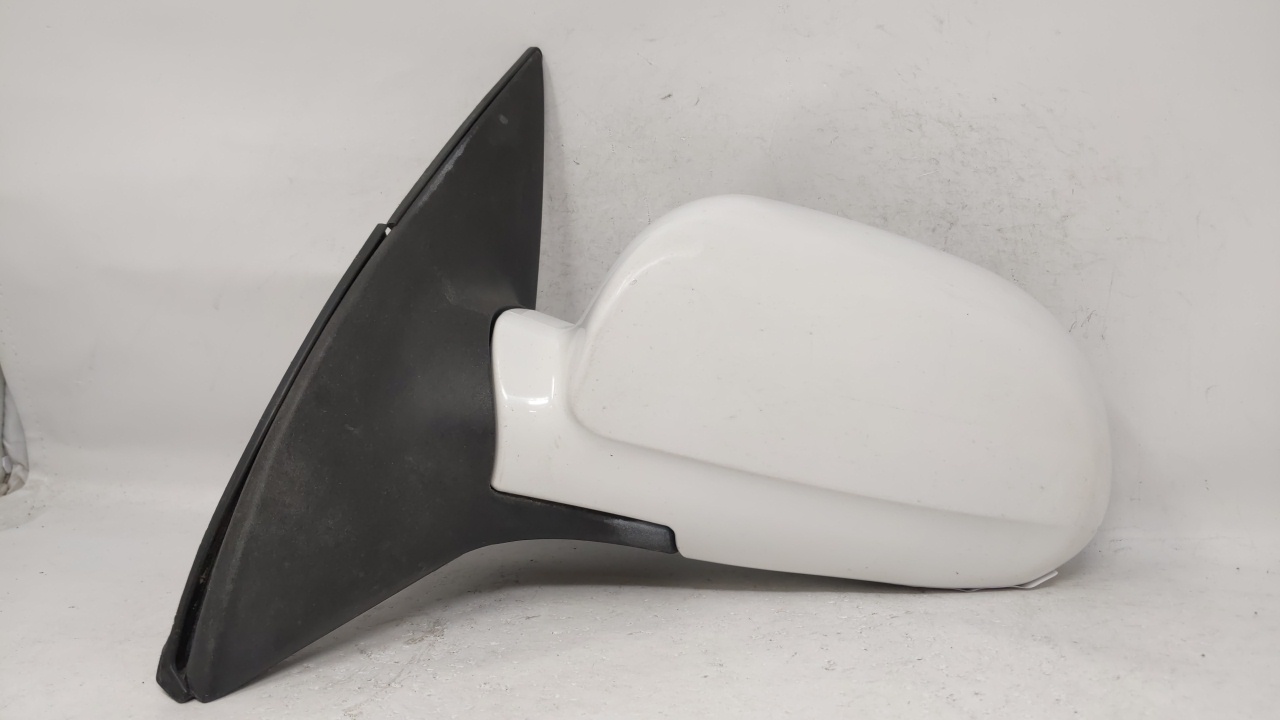 Picture of 2004-2008 Suzuki Forenza Driver Left Side View Power Door Mirror White 70415