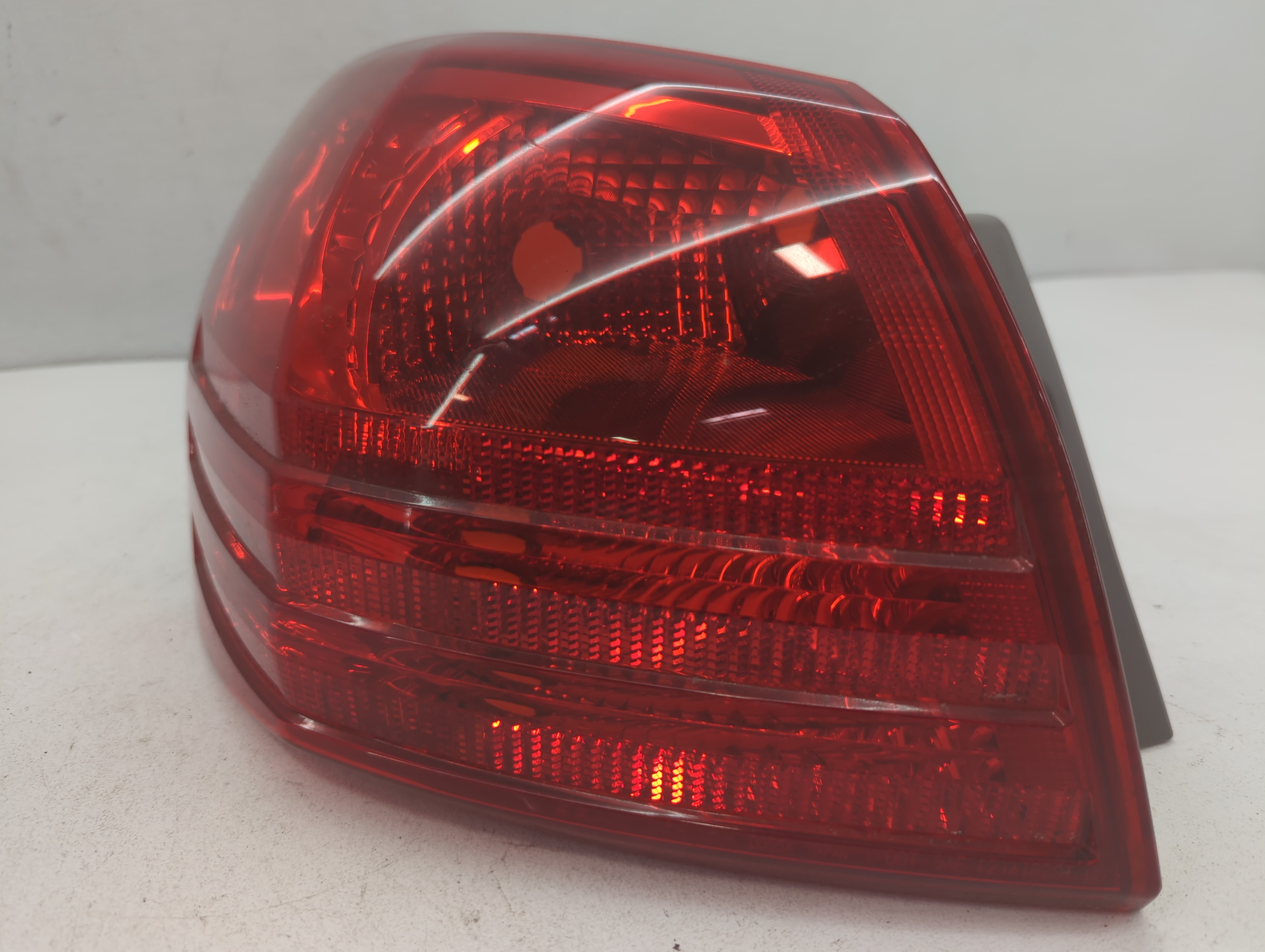 2009-2015 Nissan Rogue Passenger Right Side Tail Light Taillight Oem 704543 - Oemusedautoparts1.com