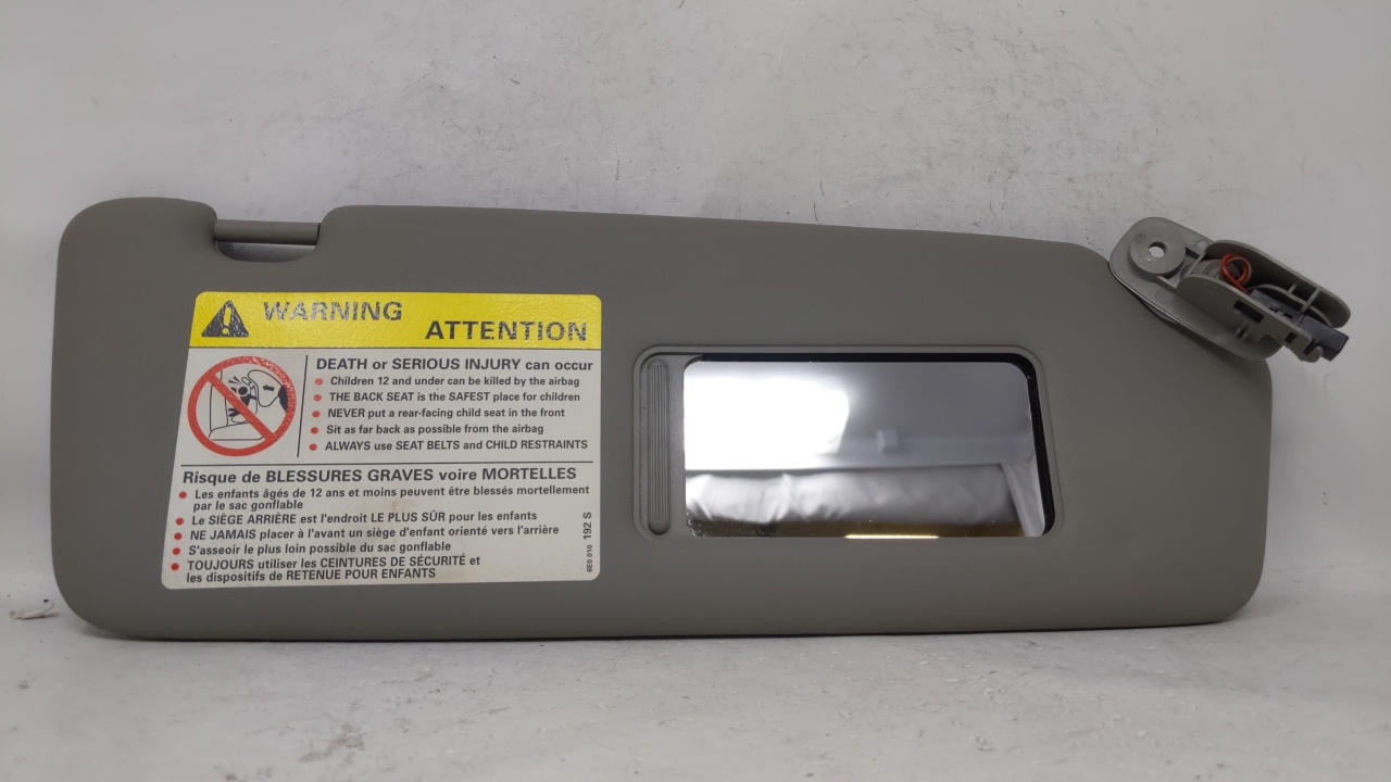 2004 Audi S4 Passenger Sun Visor Mirror Right Sunvisor Gray 70491 - Oemusedautoparts1.com