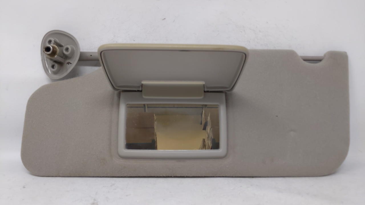 Picture of 2008 Ford Taurus Driver Sun Visor Mirror Left Sunvisor Gray 70522