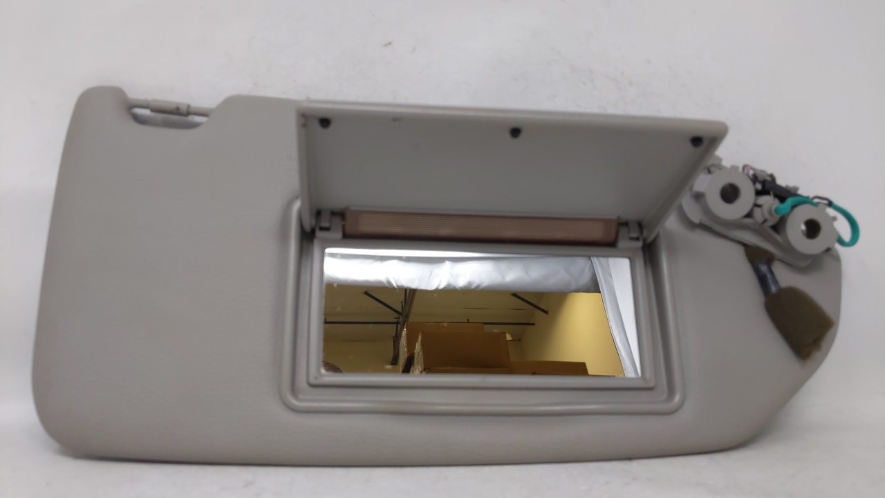 2001 Volvo S60 Passenger Sun Visor Mirror Right Sunvisor Gray 70550 - Oemusedautoparts1.com