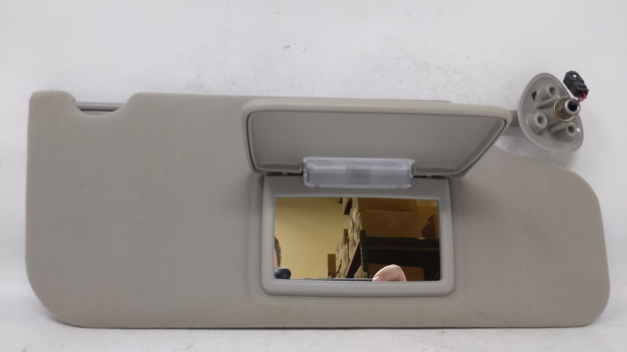 Picture of 2008-2009 Ford Taurus Passenger Right Sun Visor Sunvisor Gray 70562