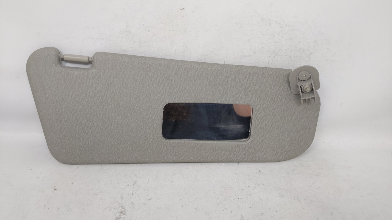 2004-2011 Chevrolet Aveo Passenger Right Sun Visor Sunvisor Gray 70577 - Oemusedautoparts1.com