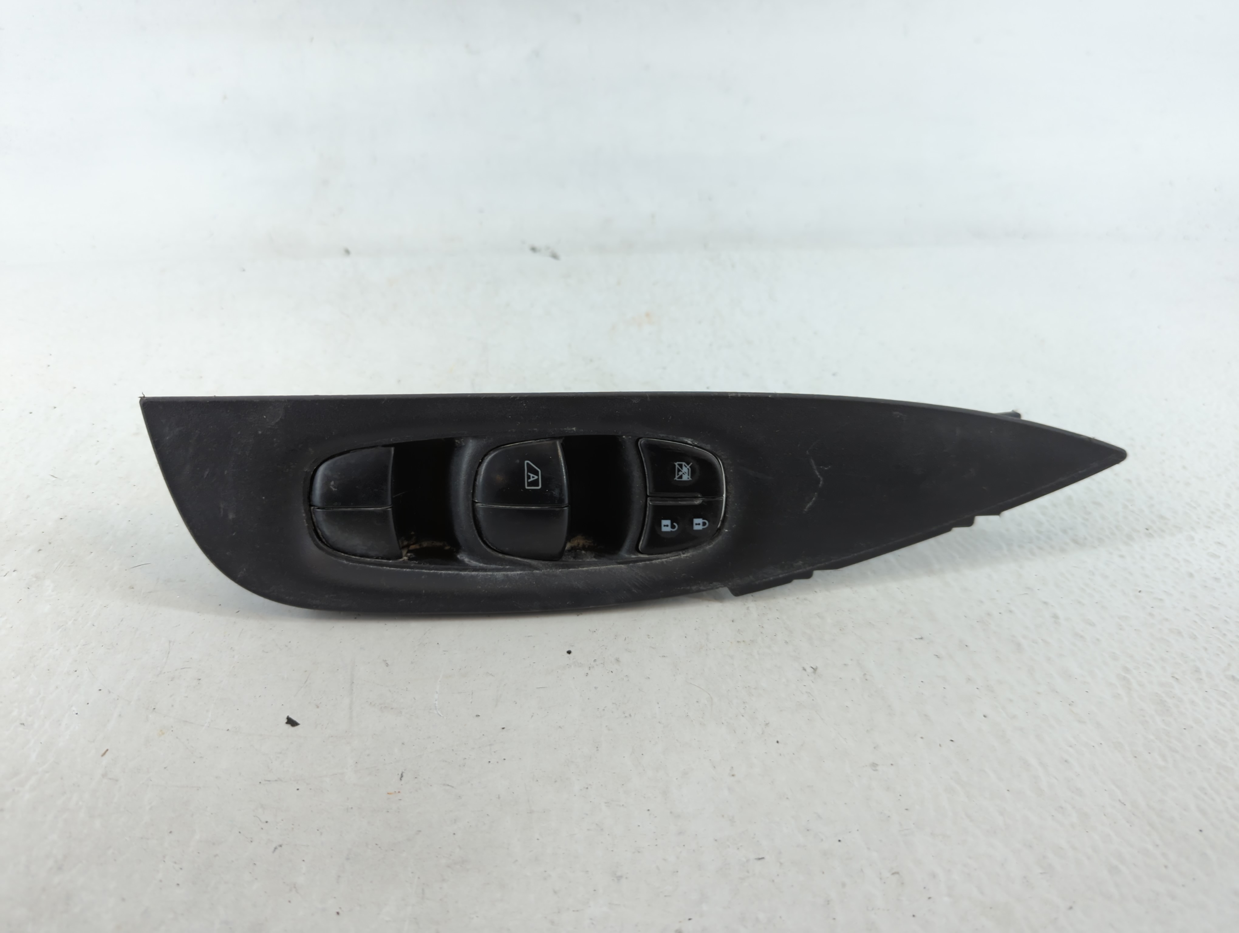 Picture of 2014-2020 Nissan Rogue Driver Left Door Master Power Window Switch 705804