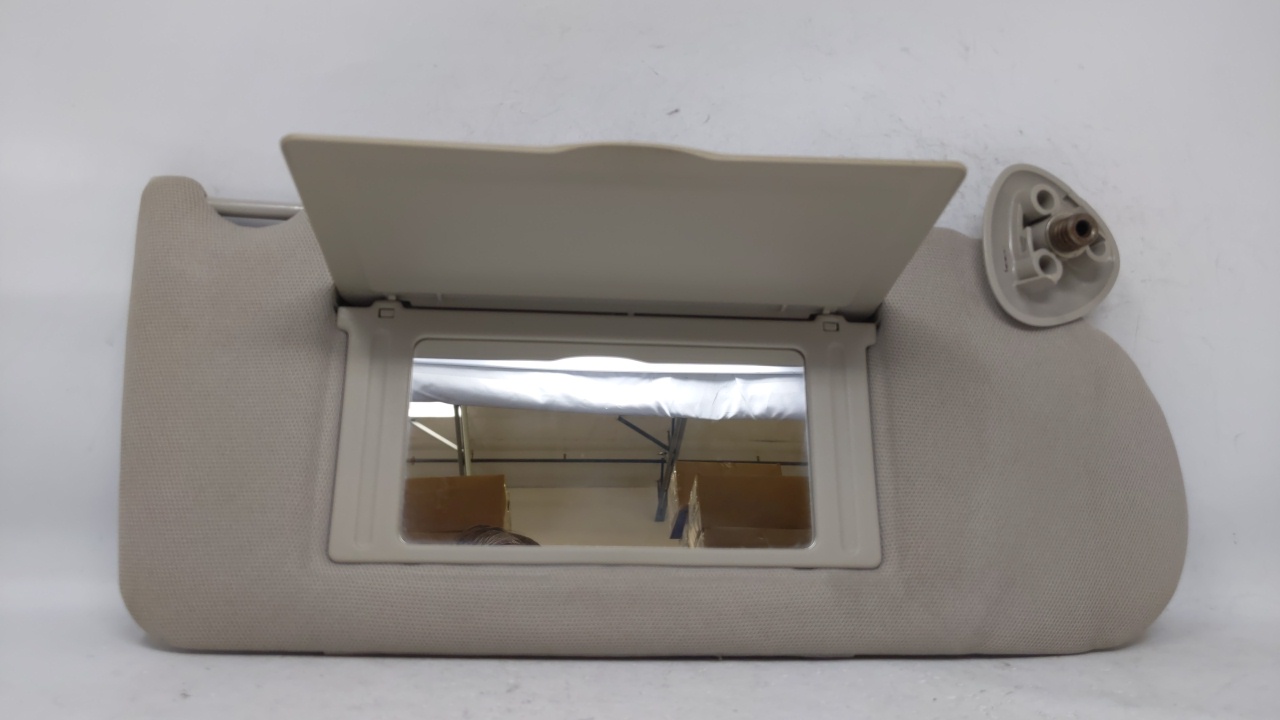 2004-2008 Pontiac Grand Prix Passenger Right Sun Visor Sunvisor Gray 70581 - Oemusedautoparts1.com