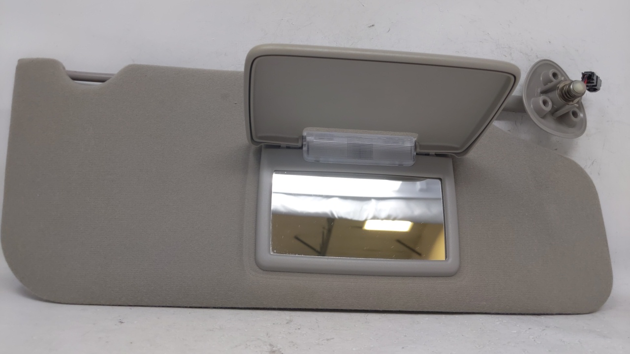Picture of 2008-2009 Ford Taurus Passenger Right Sun Visor Sunvisor Gray 70627